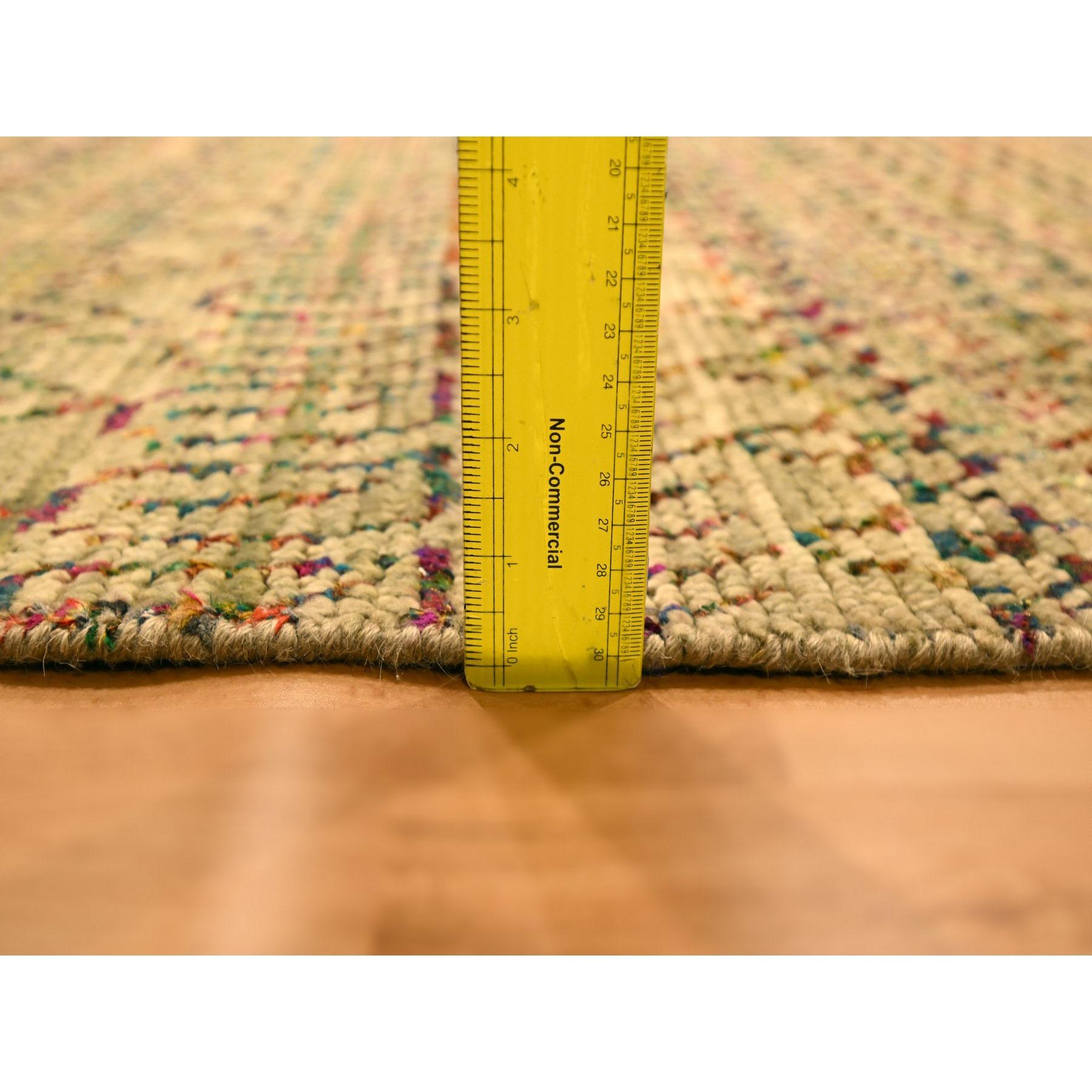 Alfombra Oriental Anudada a Mano con Diseño Geométrico de Seda y Lana Sari Marrón 9'x12'3 en venta 3