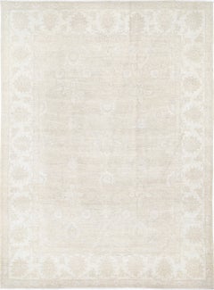 9x12.5 ft Handknotted Large Area Rug for Home Decor. 100% Wool Beige Carpet