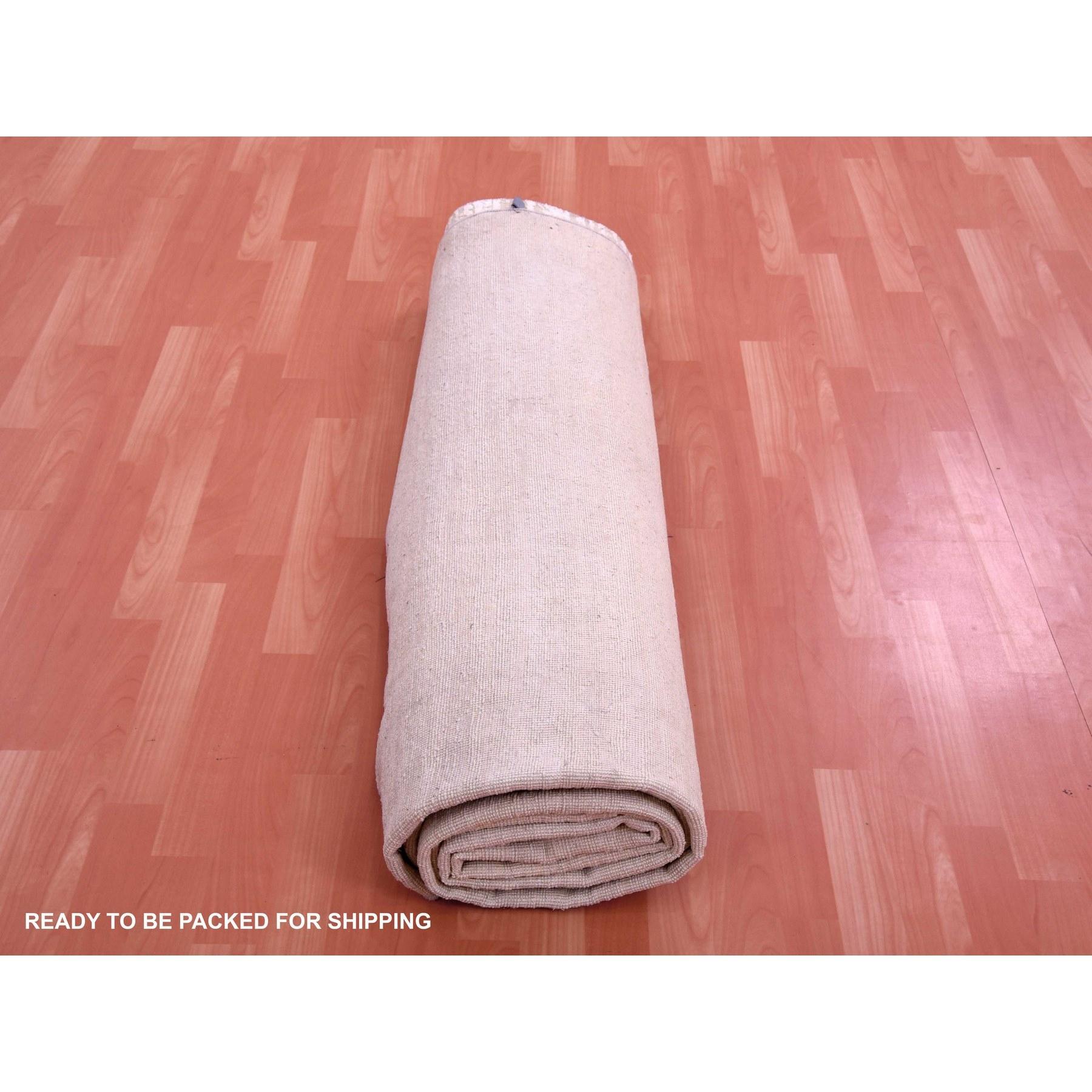 Alfombra Anudada a Mano de Seda y Lana Fundida 9'x12'Rosa Blanca con Timberwolf en venta 3