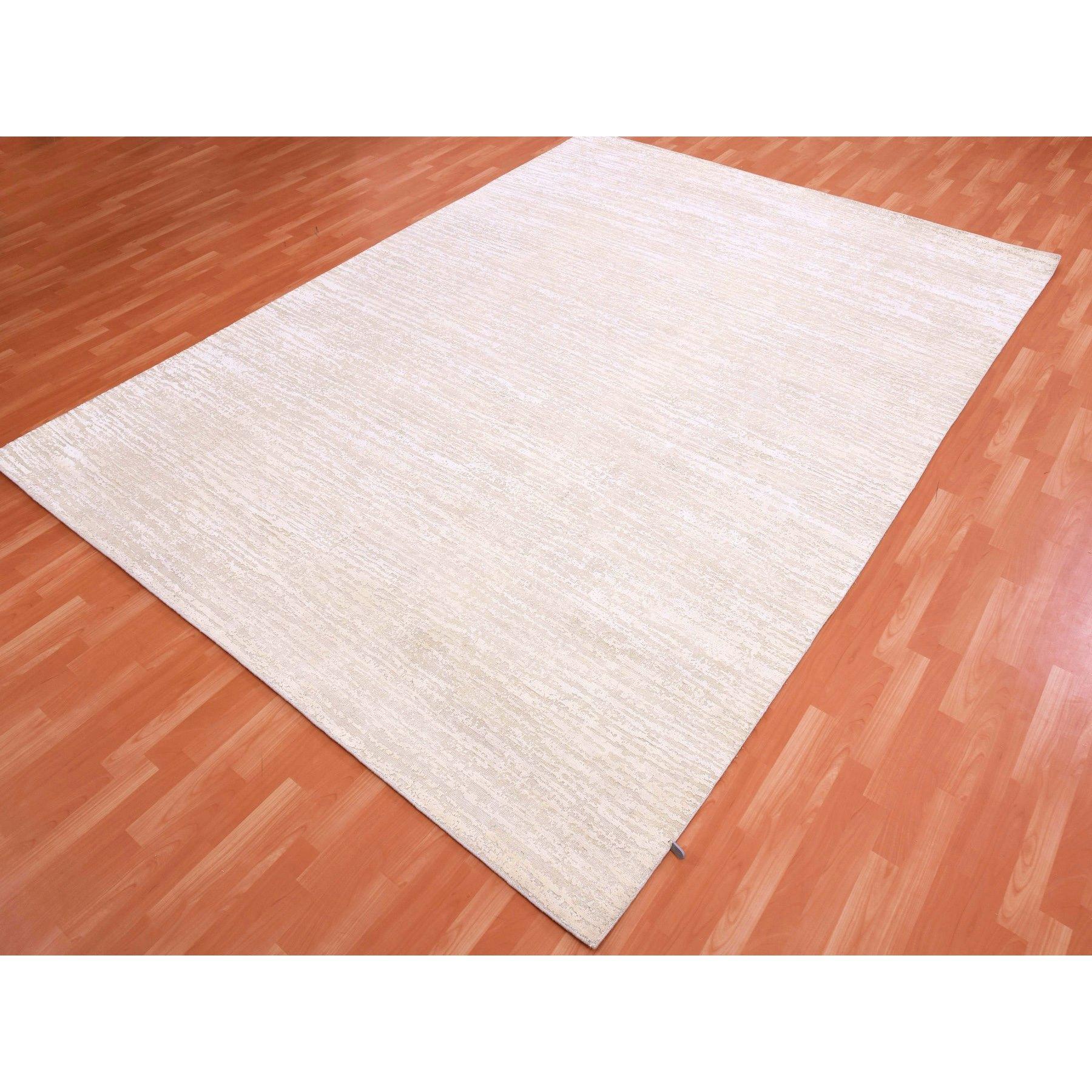 Alfombra Anudada a Mano de Seda y Lana Fundida 9'x12'Rosa Blanca con Timberwolf Indio en venta