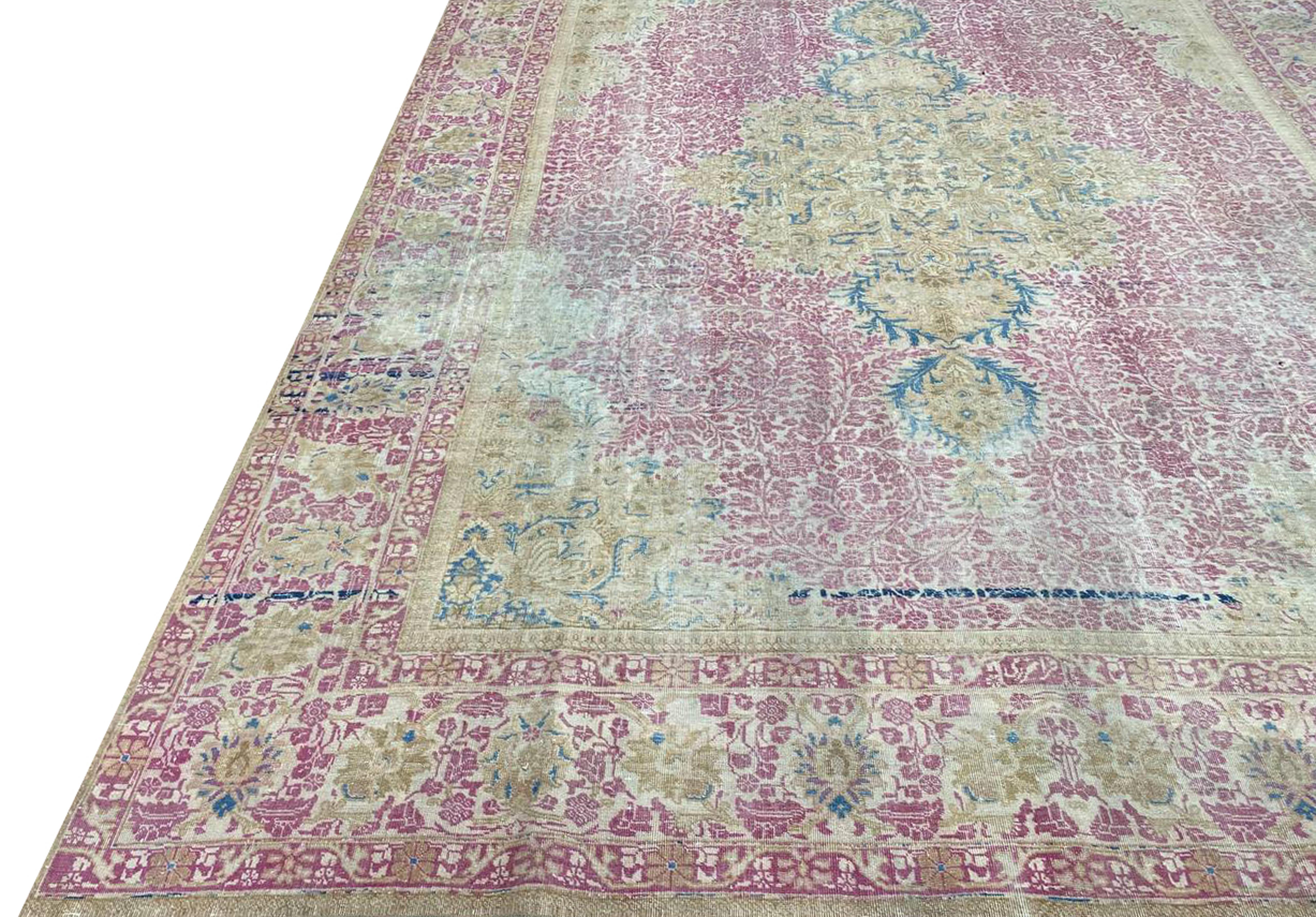 Late 20th Century 9x13 Hand-Knotted Old Persian Tabriz Area Rug For Sale