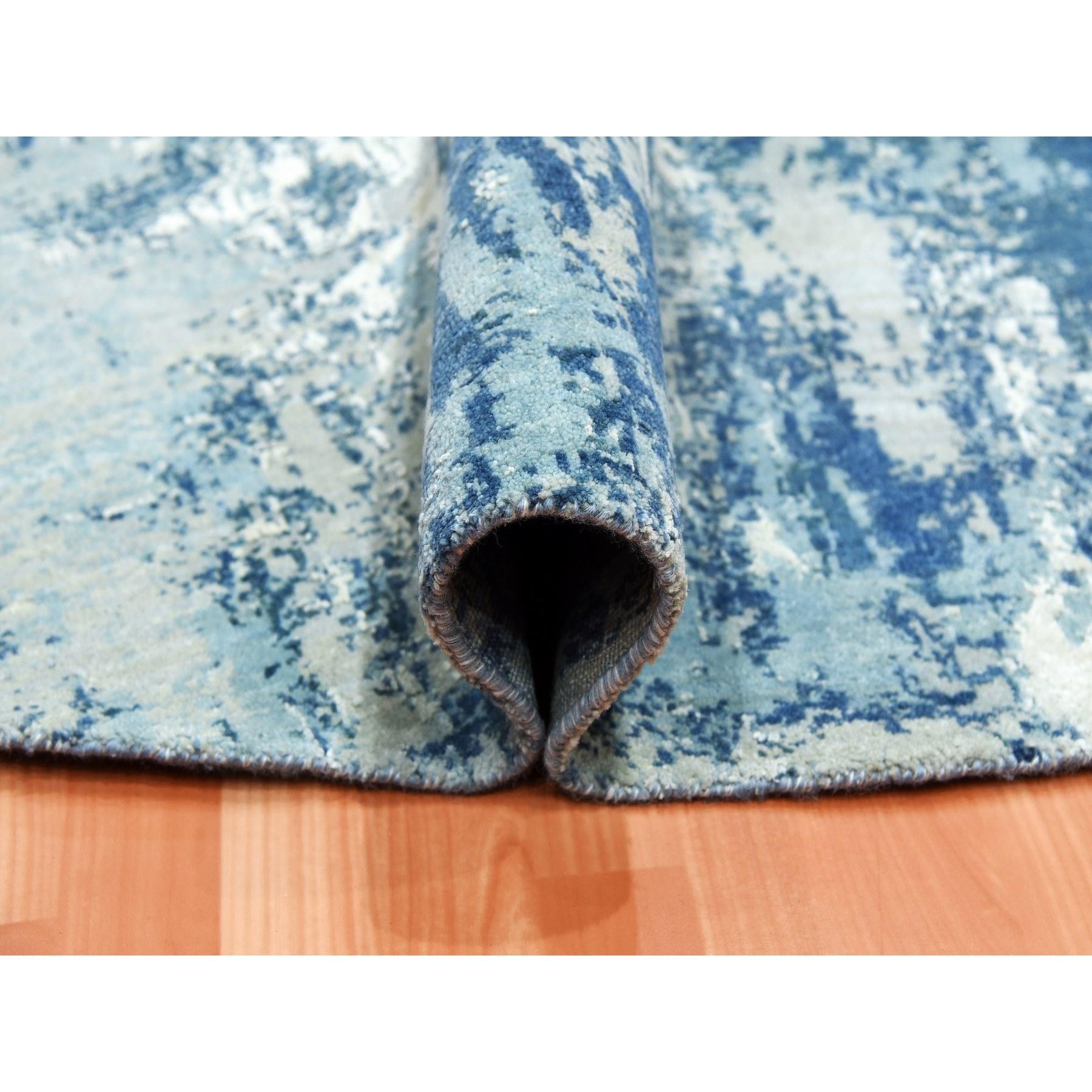 9'x9' Blau handgeknüpftes abstraktes Design Reine Seide und Wolle Runde Teppich im Zustand „Neu“ im Angebot in Carlstadt, NJ