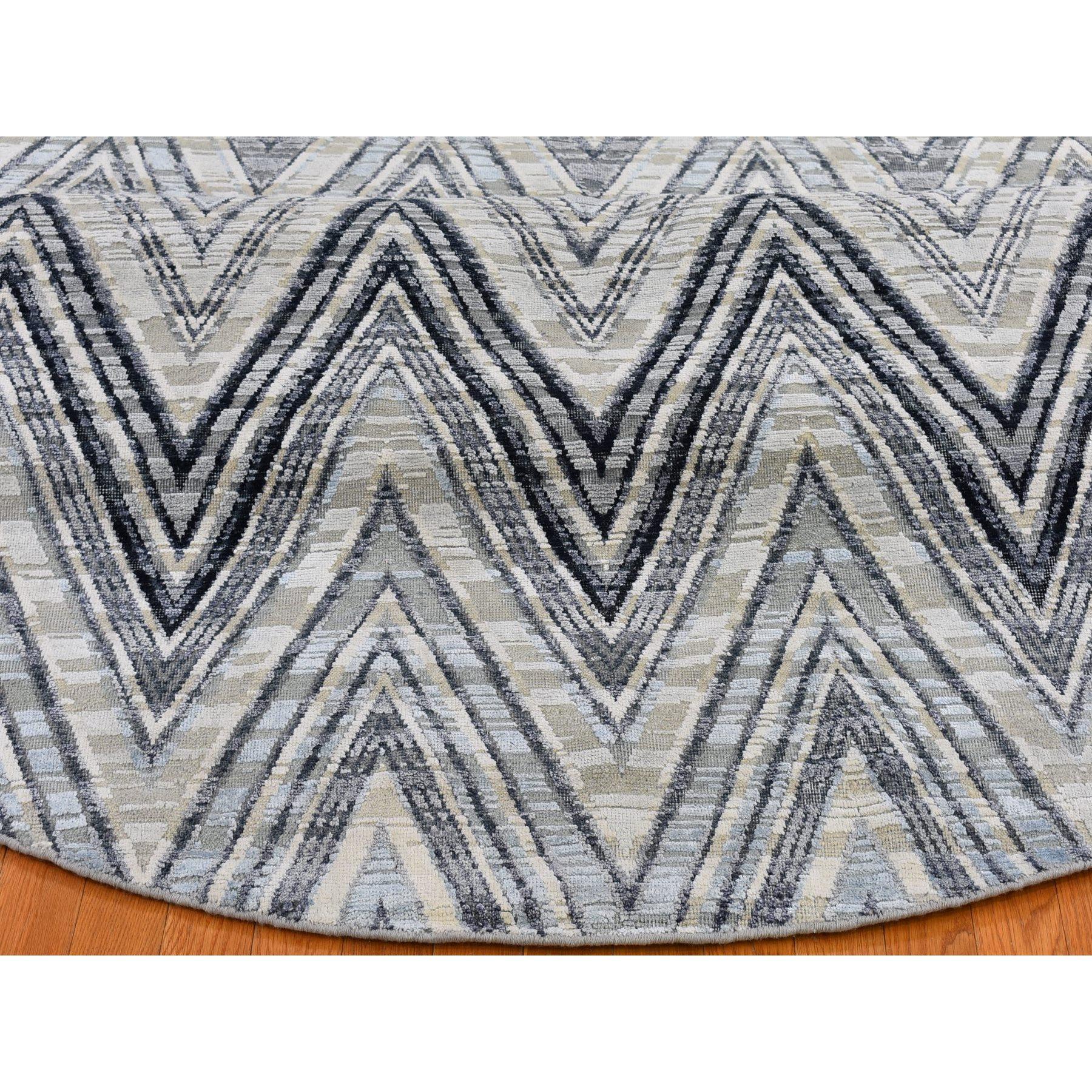 9'x9' Grau Chevron Design strukturierte Wolle und reine Seide handgeknüpft Runde Teppich im Angebot 1