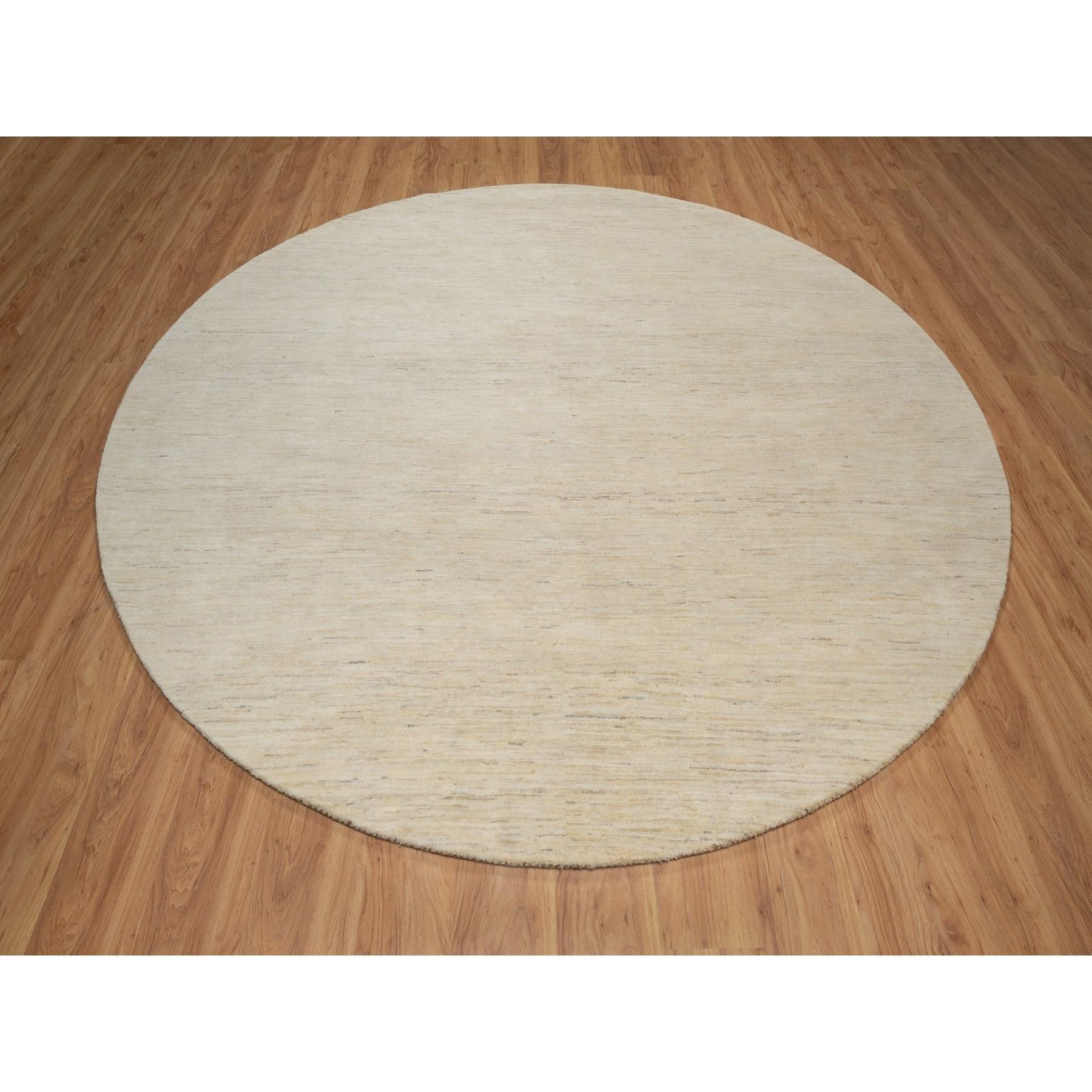 Bianco pergamena, Annodato a mano, Lori Buft Gabbeh, Moderno, Design semplice, Spesso e soffice, Pura lana, Rotondo, Tappeto orientale
Materiali primari: Lana
Lattice: No Pile 
altezza: 0,25 pollici
Stile: Contemporaneo
Colore primario: