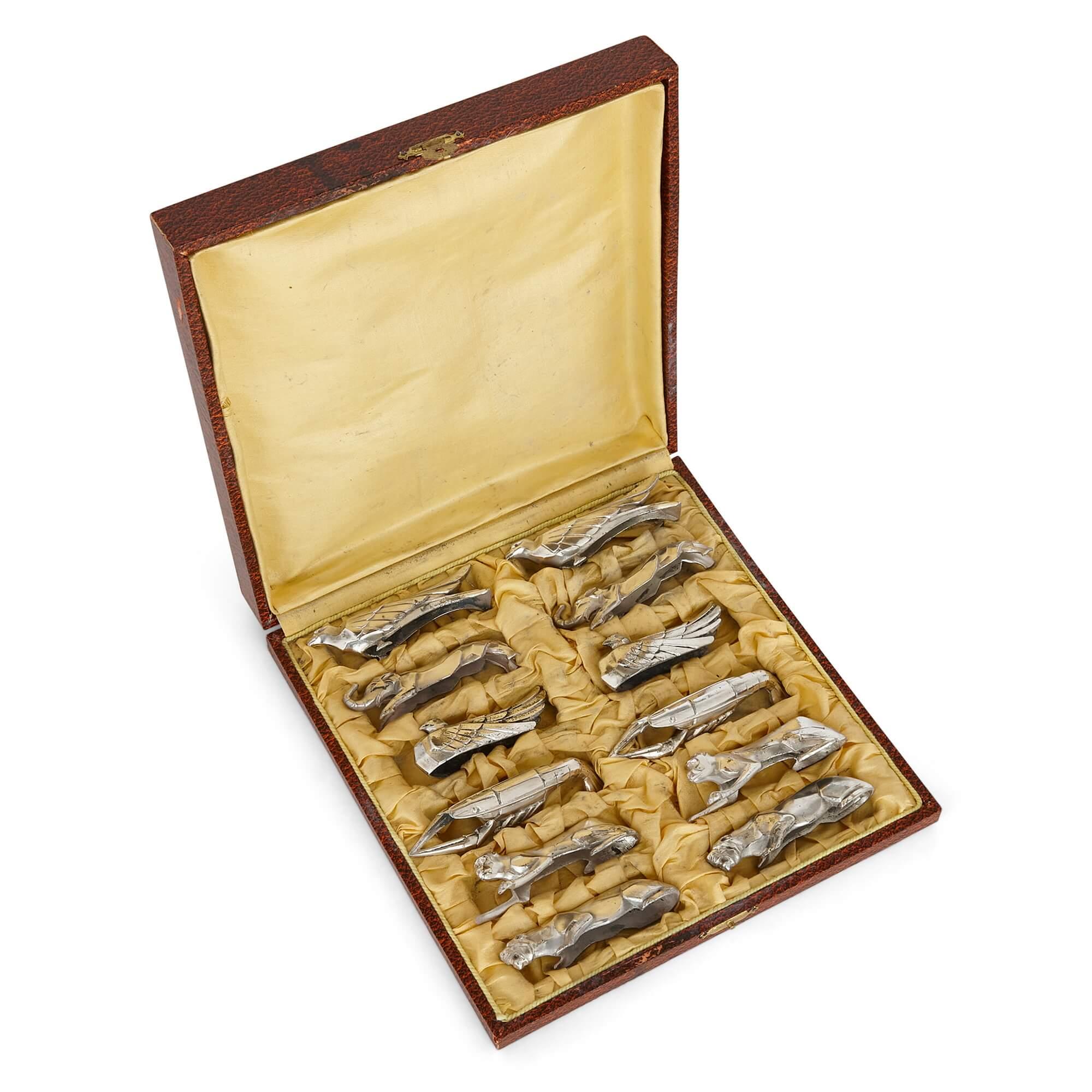 Ensemble de 12 porte-couteaux Art Déco en métal argenté de 12 pièces, dans le style de Christofle en vente 2