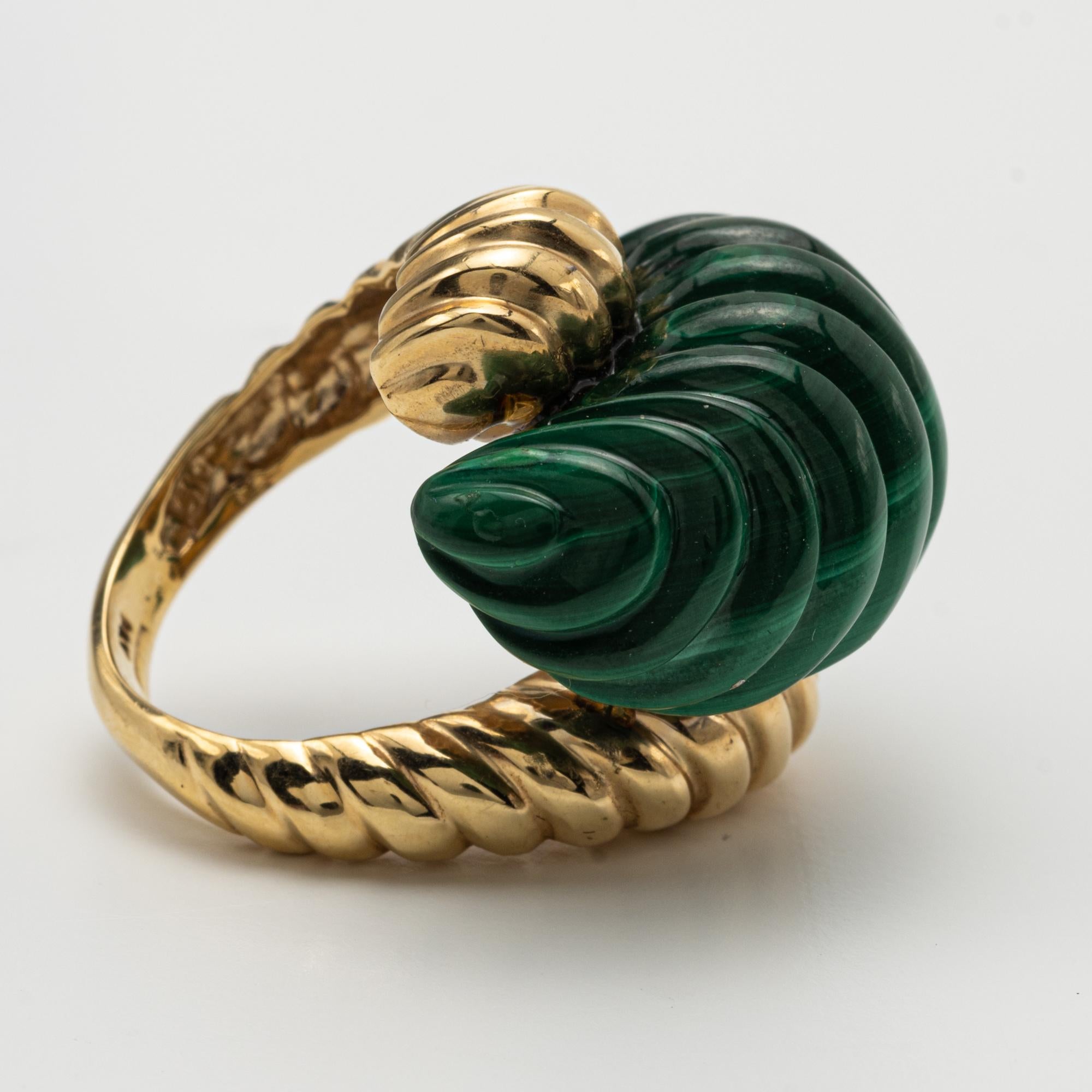 Round Cut 14k Yellow Gold and Malachite Abstract Ring For Sale