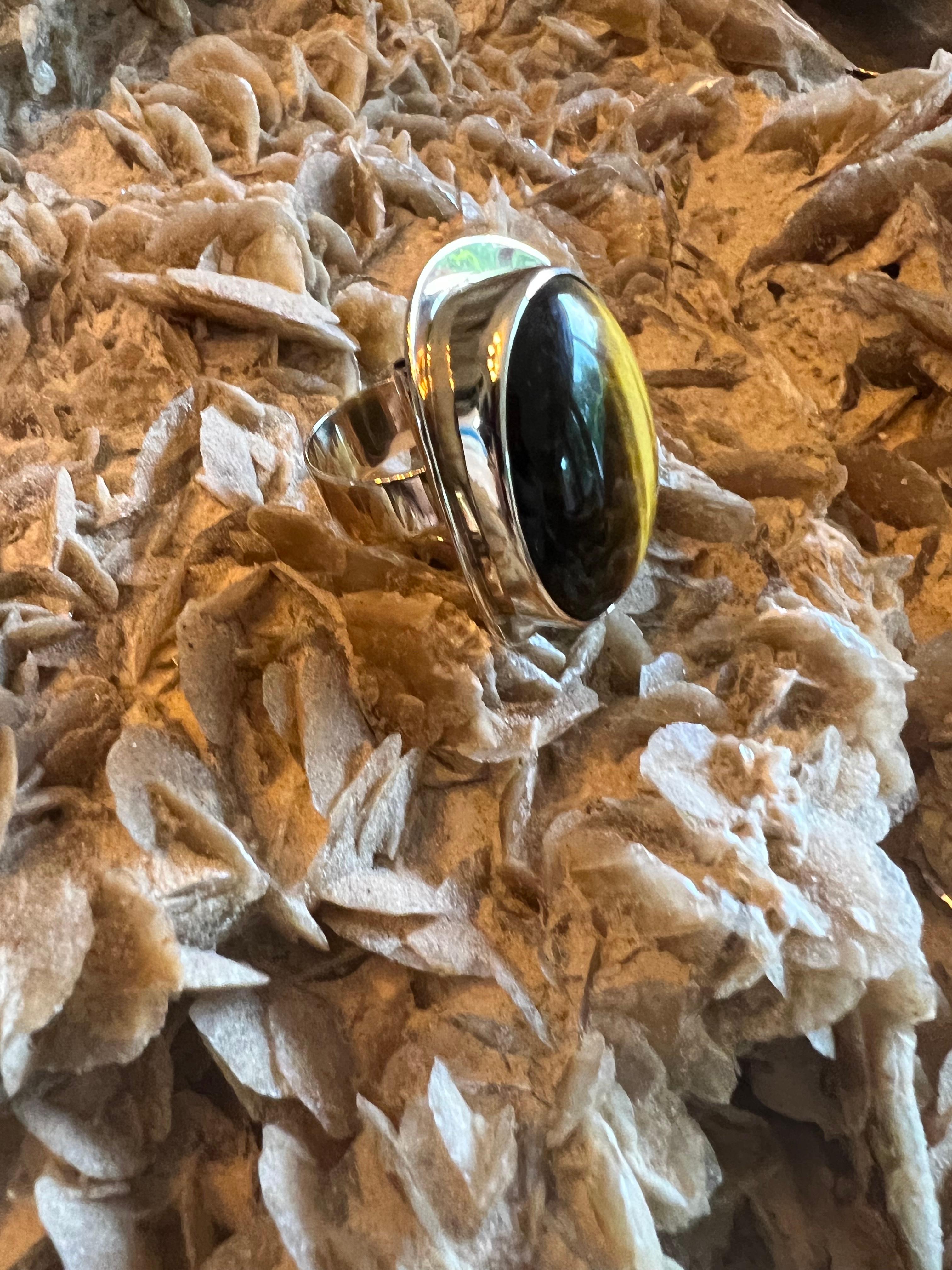 A 14k yellow gold and Tiger's Eye Quartz ring by Paul Erik Jensen For Sale 6