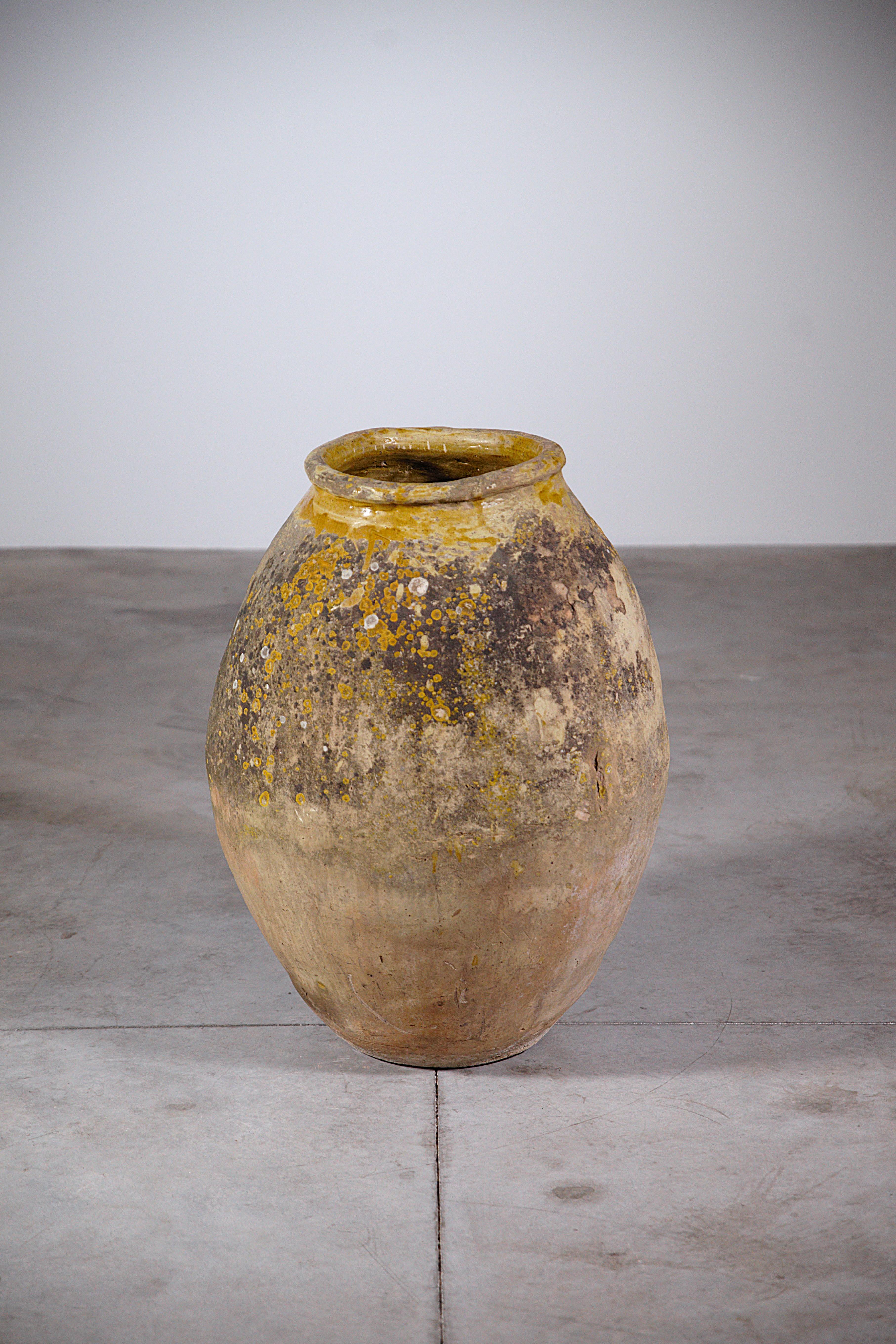 XVIIIe siècle et antérieur Ancienne jarre d'huile d'olivier de Provence du sud de la France, 17e / 18e siècle en vente