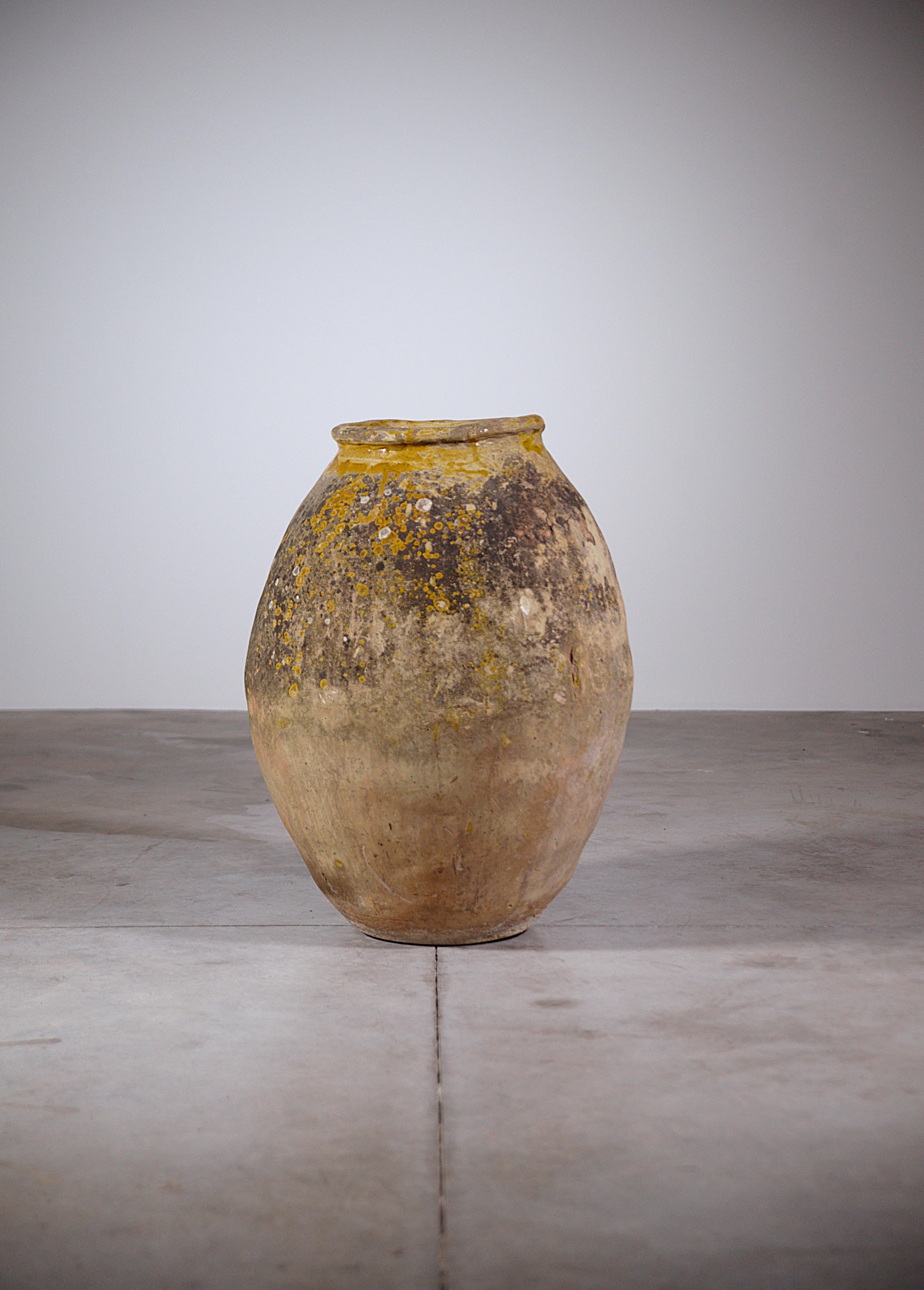 Ancienne jarre d'huile d'olivier de Provence du sud de la France, 17e / 18e siècle en vente 1