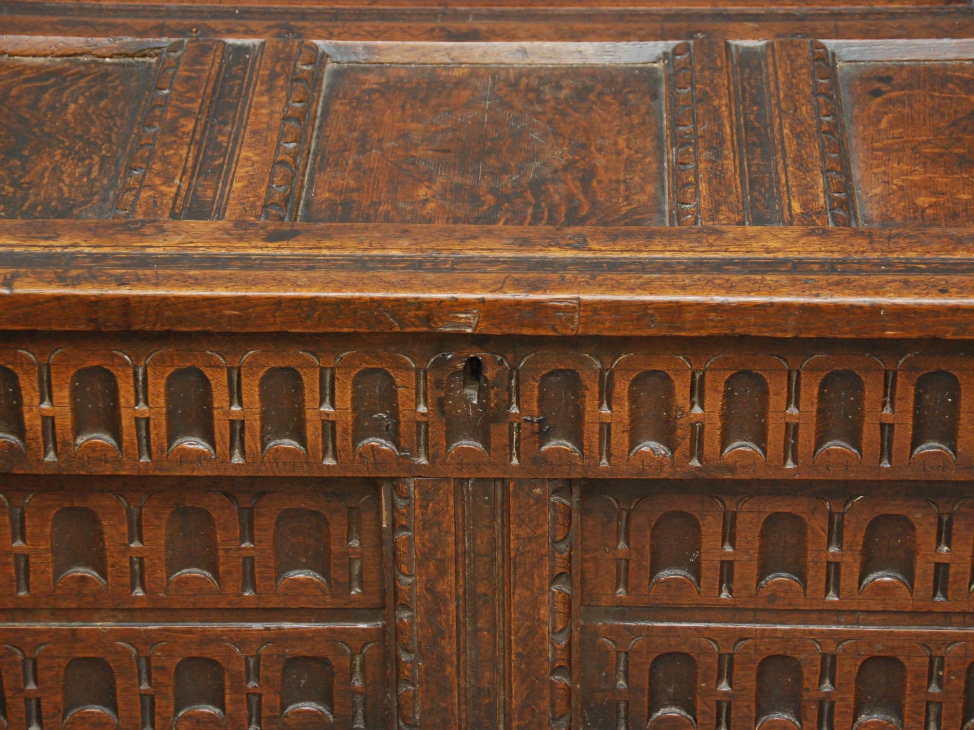 17th Century English Oak Chest In Good Condition In Doylestown, PA