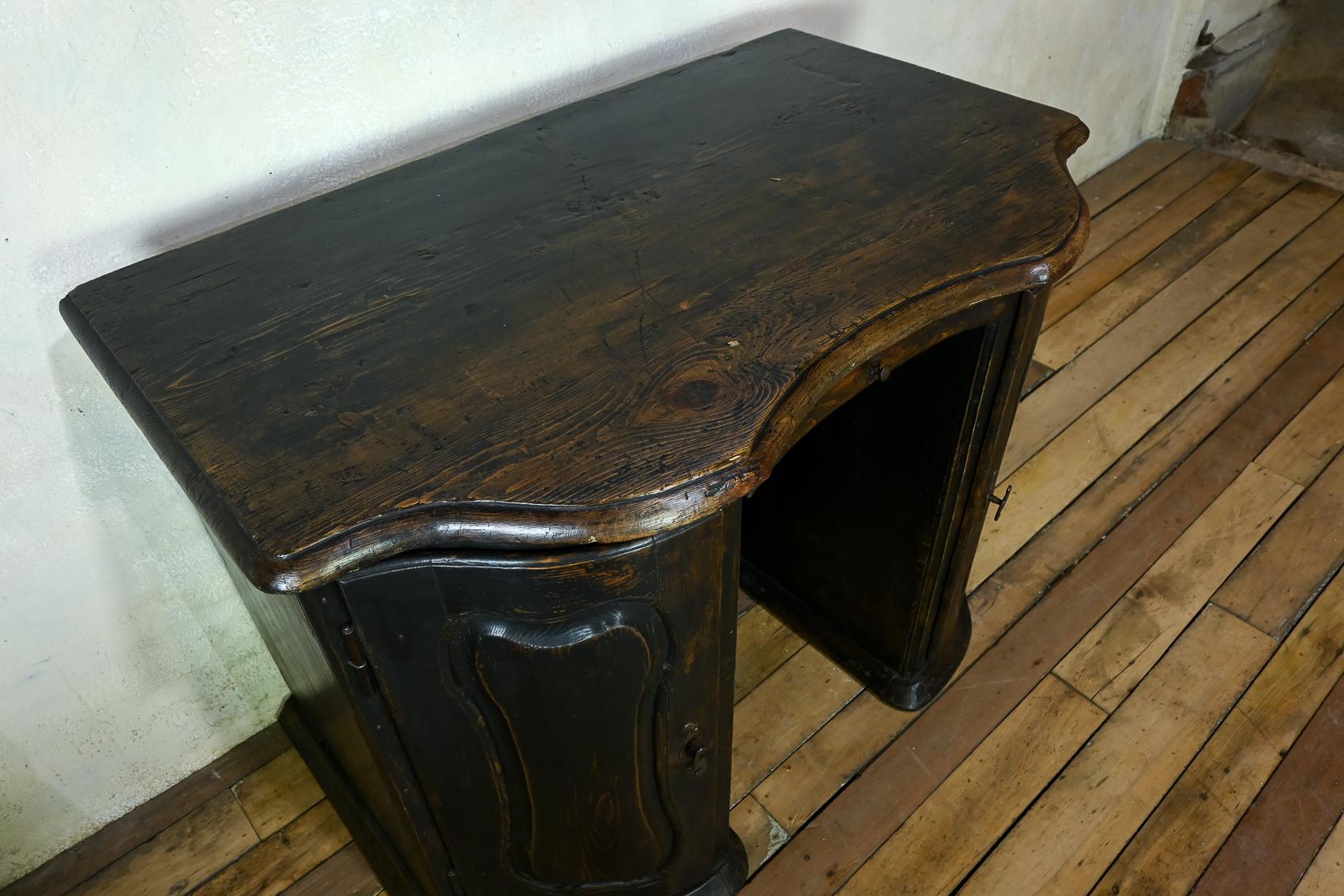 Pine 17th Century North Italian Ebonized Baroque Desk For Sale