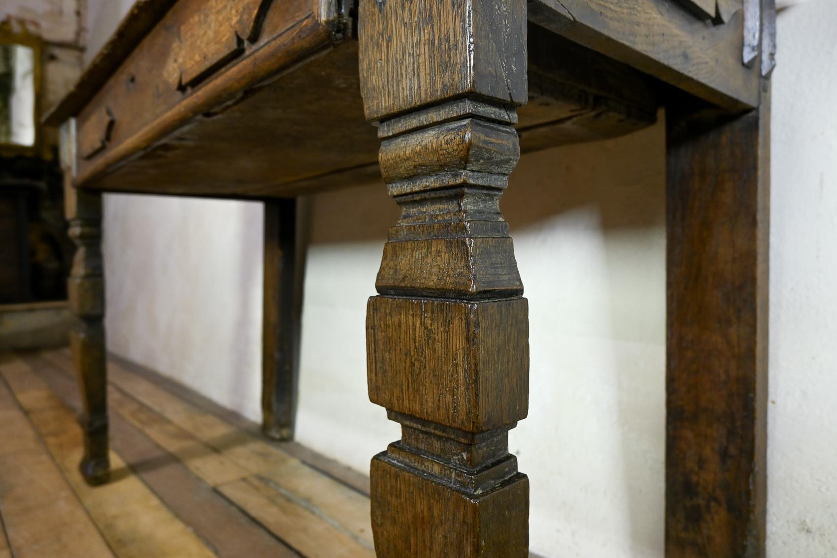 17th Century Provincial Oak Console Table, Desk For Sale 4