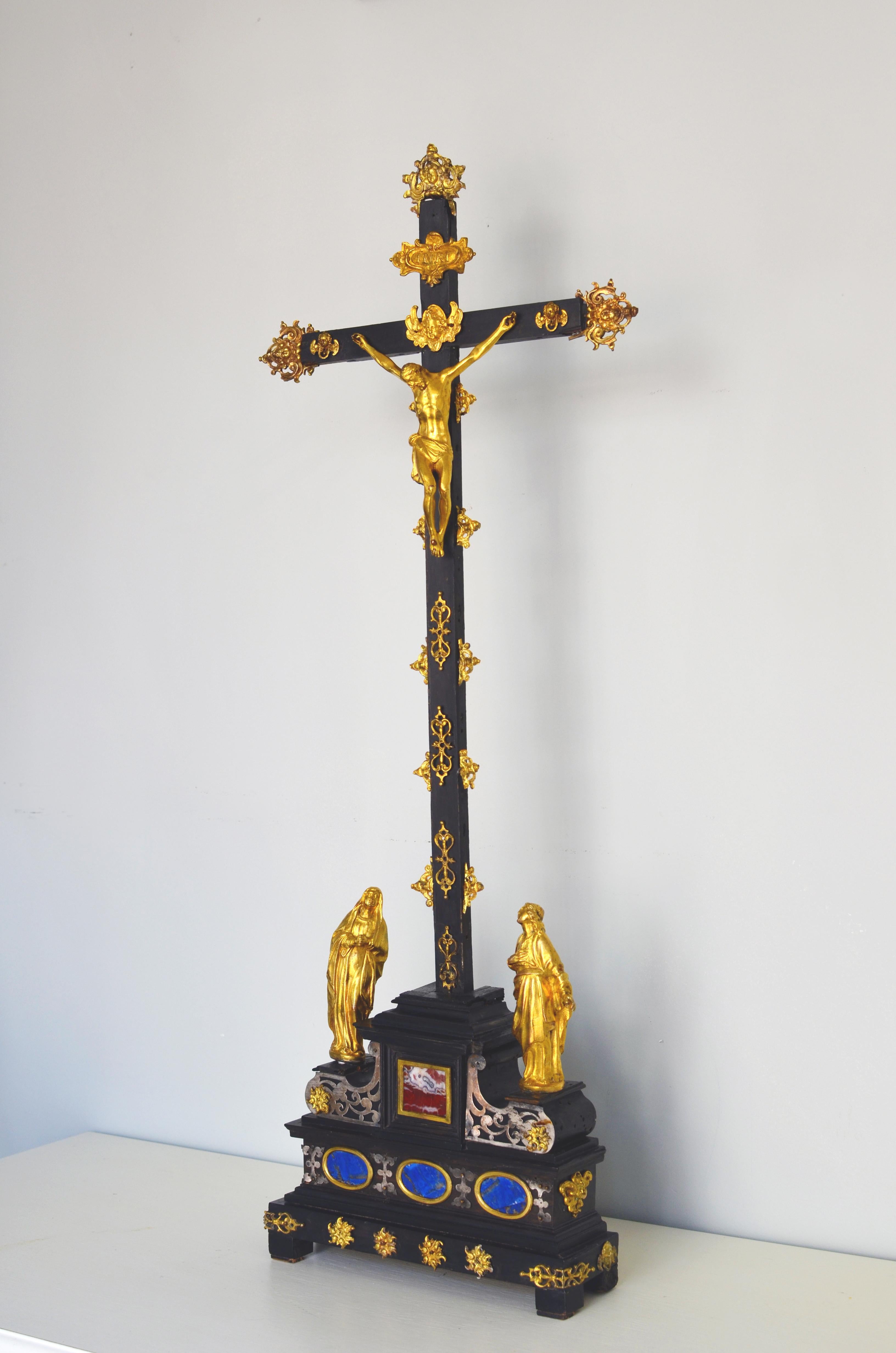 Ein römisches Altarkreuz aus dem 17. Jahrhundert nach Guglielmo della Porta (Italienisch) im Angebot
