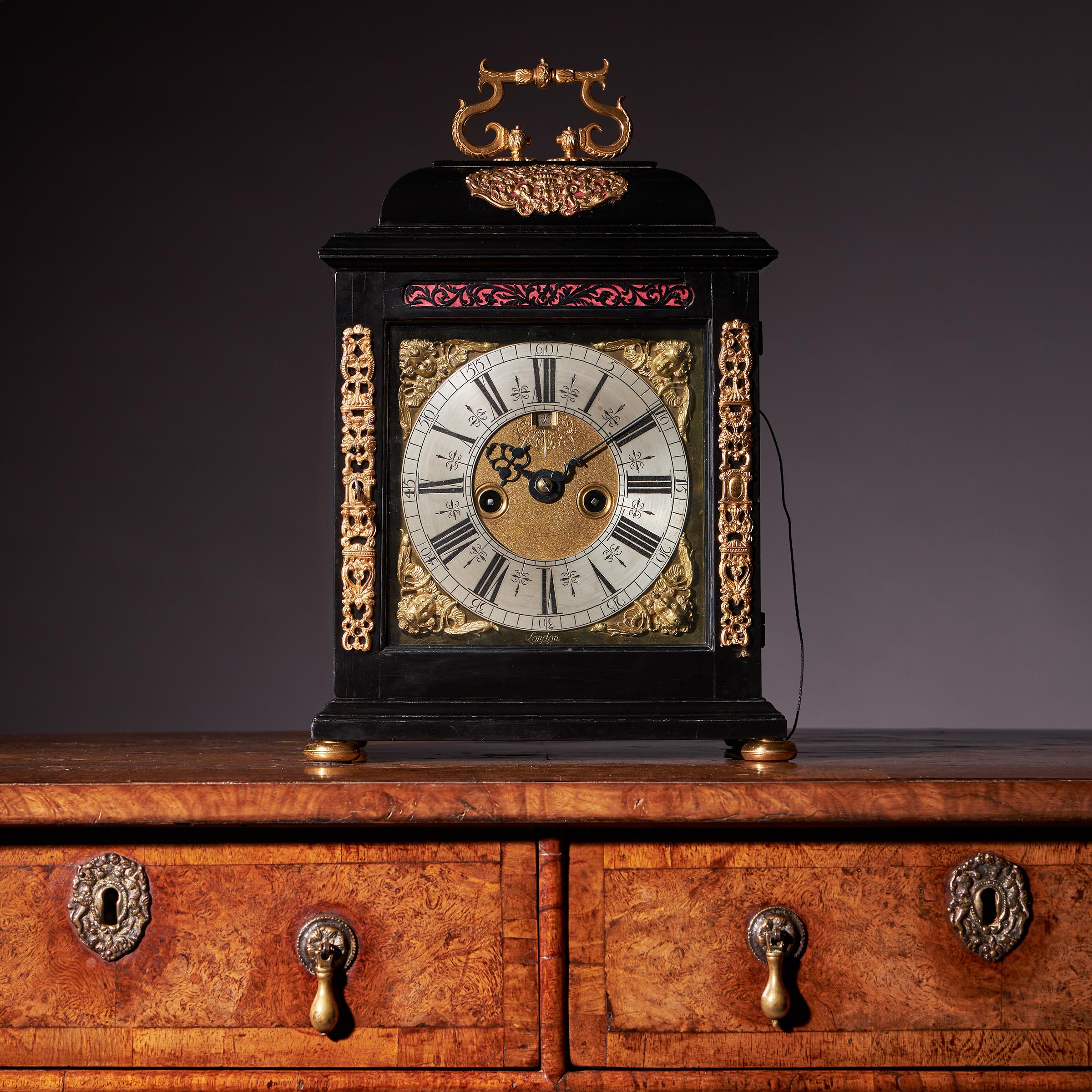 A 17th Century William and Mary eight-day table clock by Isaac Lowndes, 1695 In Good Condition For Sale In Oxfordshire, United Kingdom