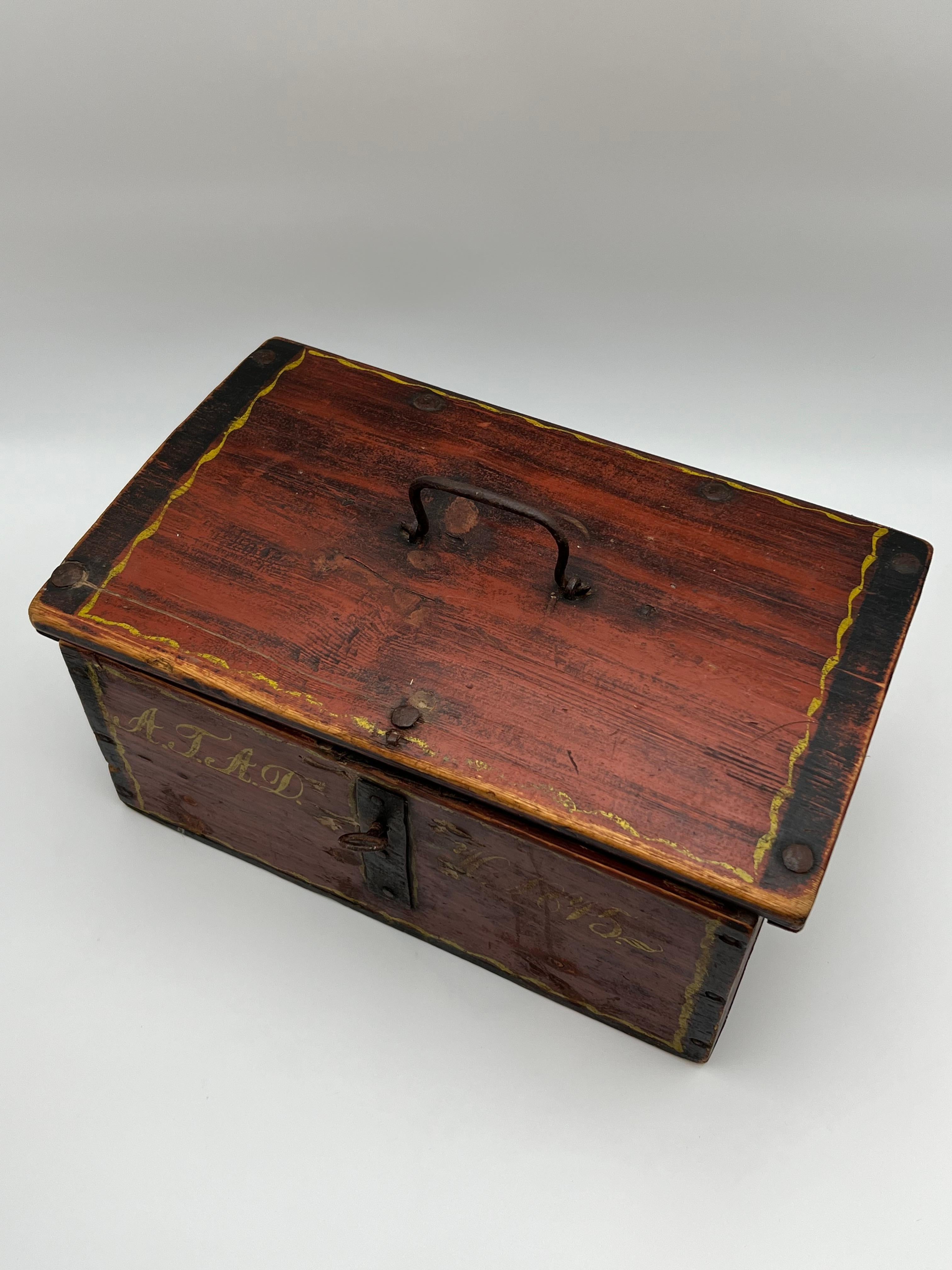Norwegian A 1875 Primitive Antique Pine Trunk Box, Rustic Farmhouse Folk Art, Norway For Sale