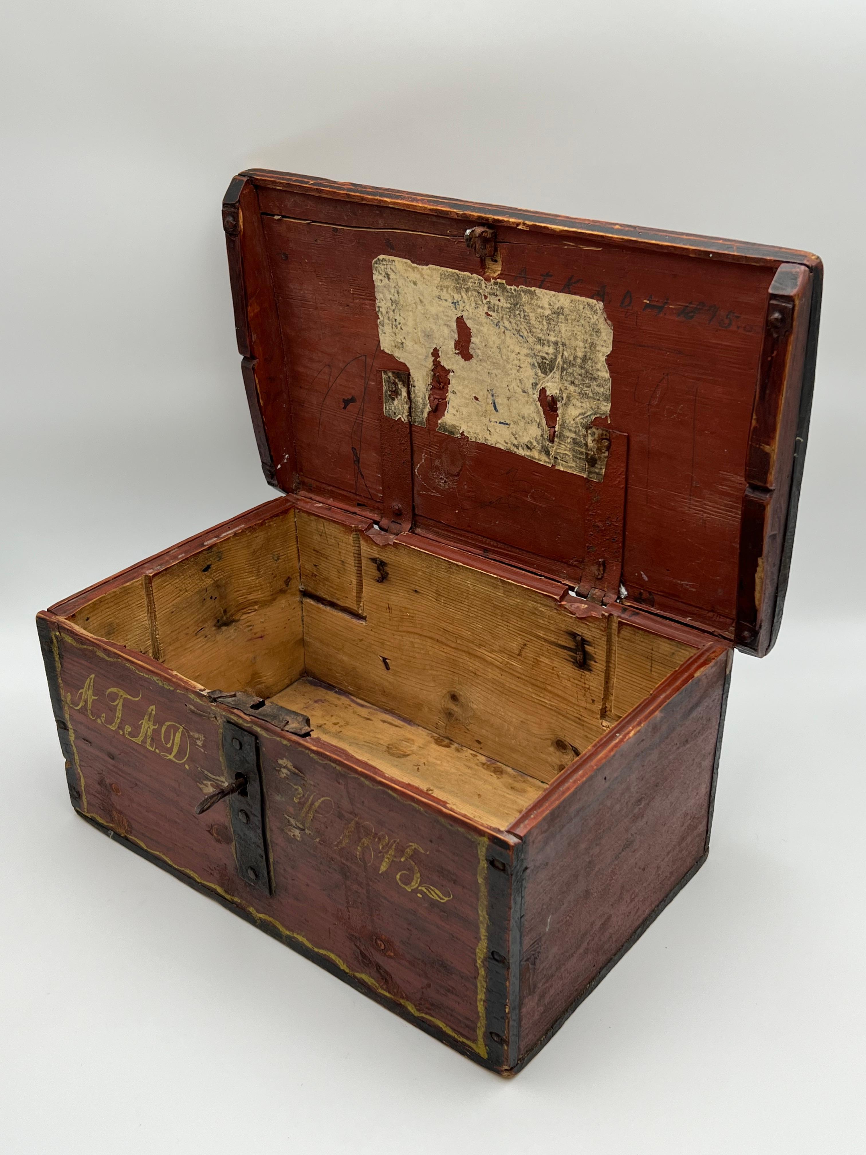 19th Century A 1875 Primitive Antique Pine Trunk Box, Rustic Farmhouse Folk Art, Norway For Sale