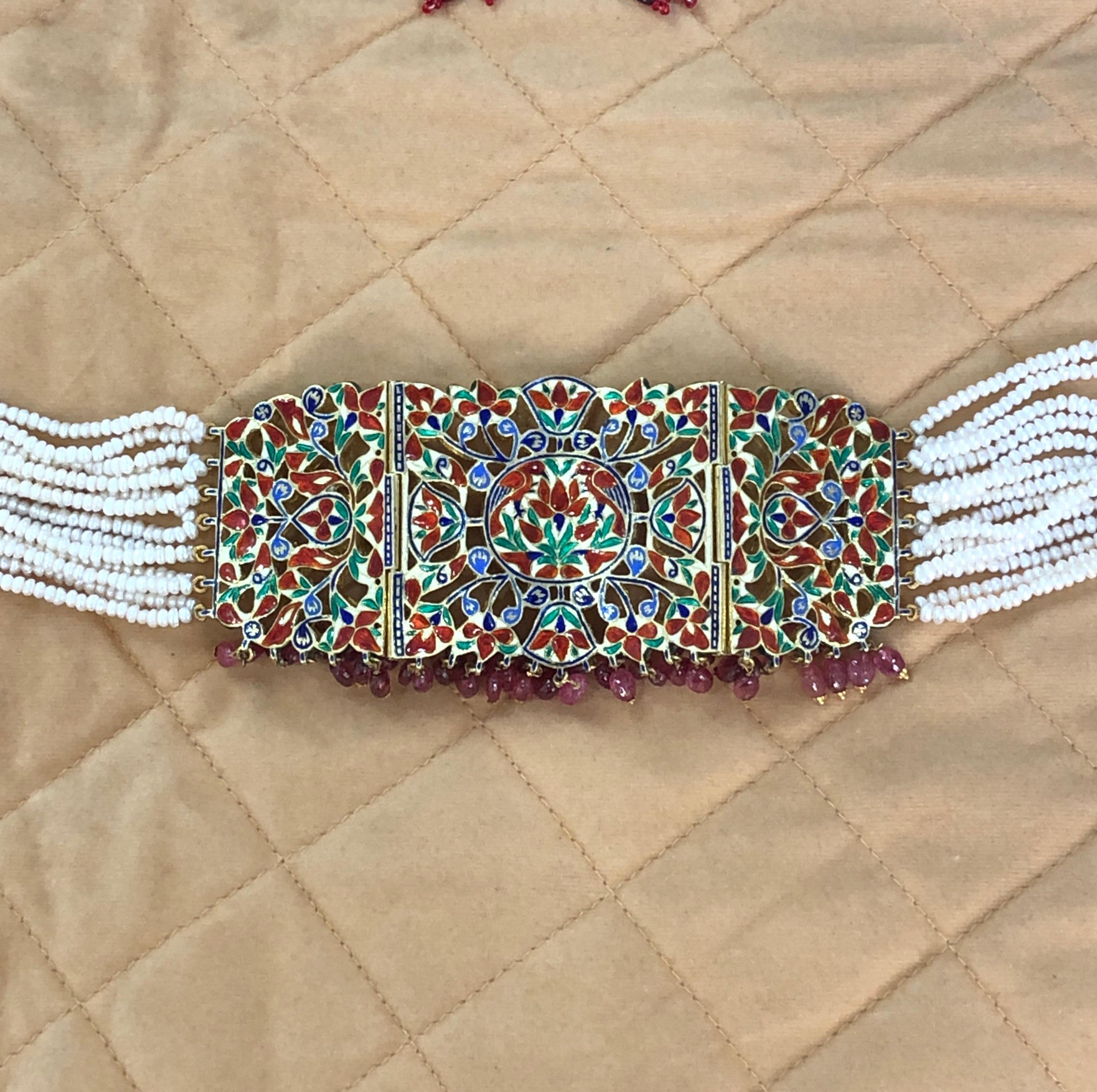 A 18K gold Indian wedding Navratna choker with nine gemstones and diamond polkis For Sale 2