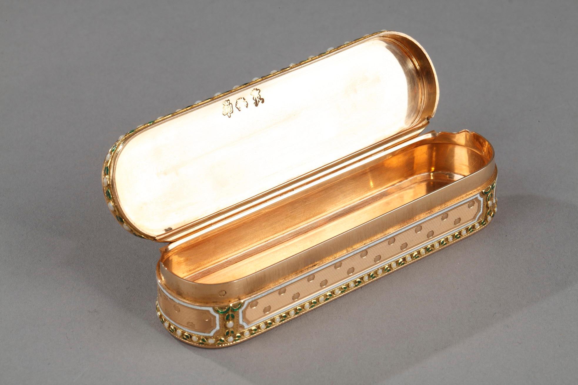 18th Century Gold and Enamel Case, Hanau 4