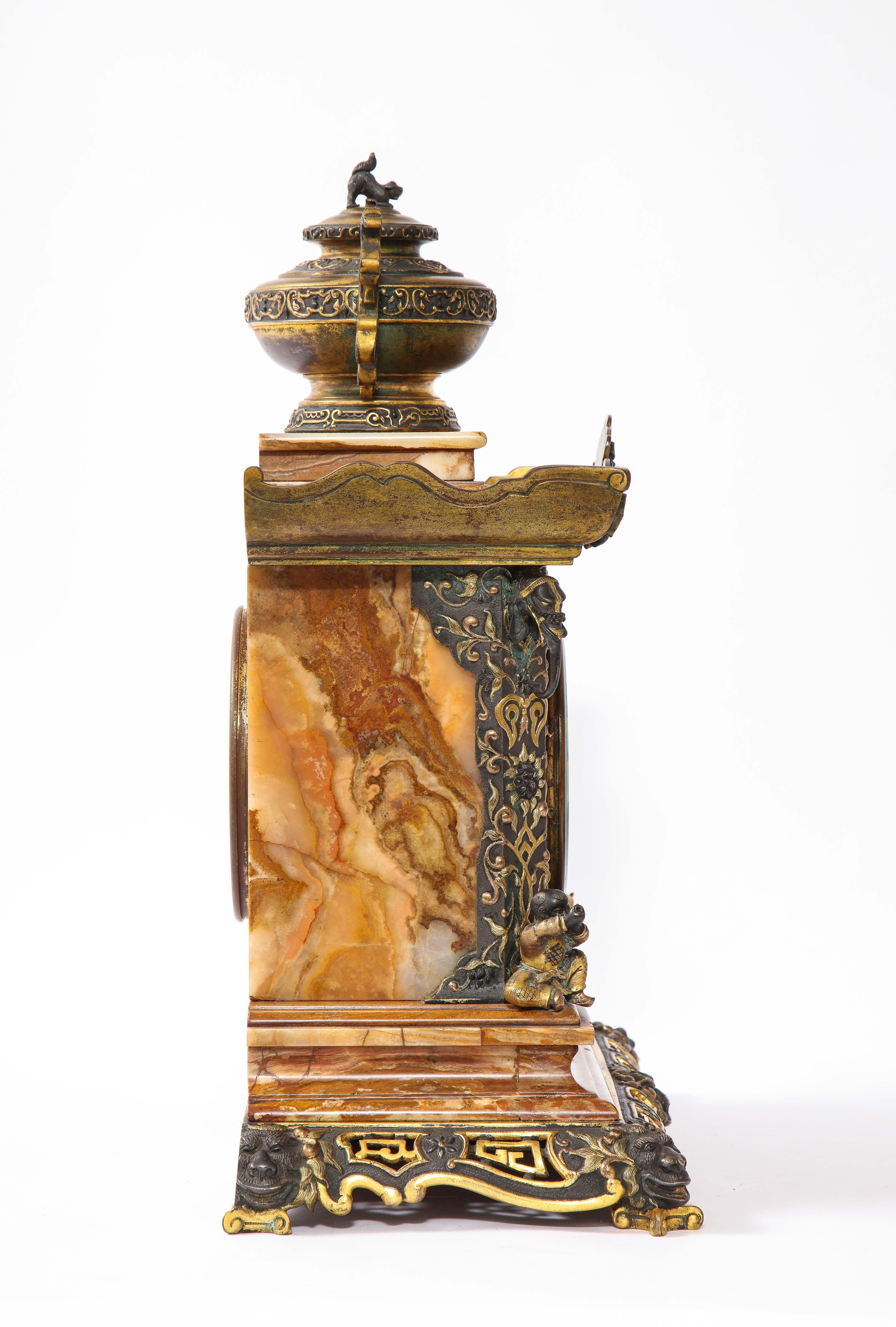 A 19 C. Reloj francés Japonisme Garniture, Att. E. Cornu, Estilo de Édouard Lièvre Francés en venta