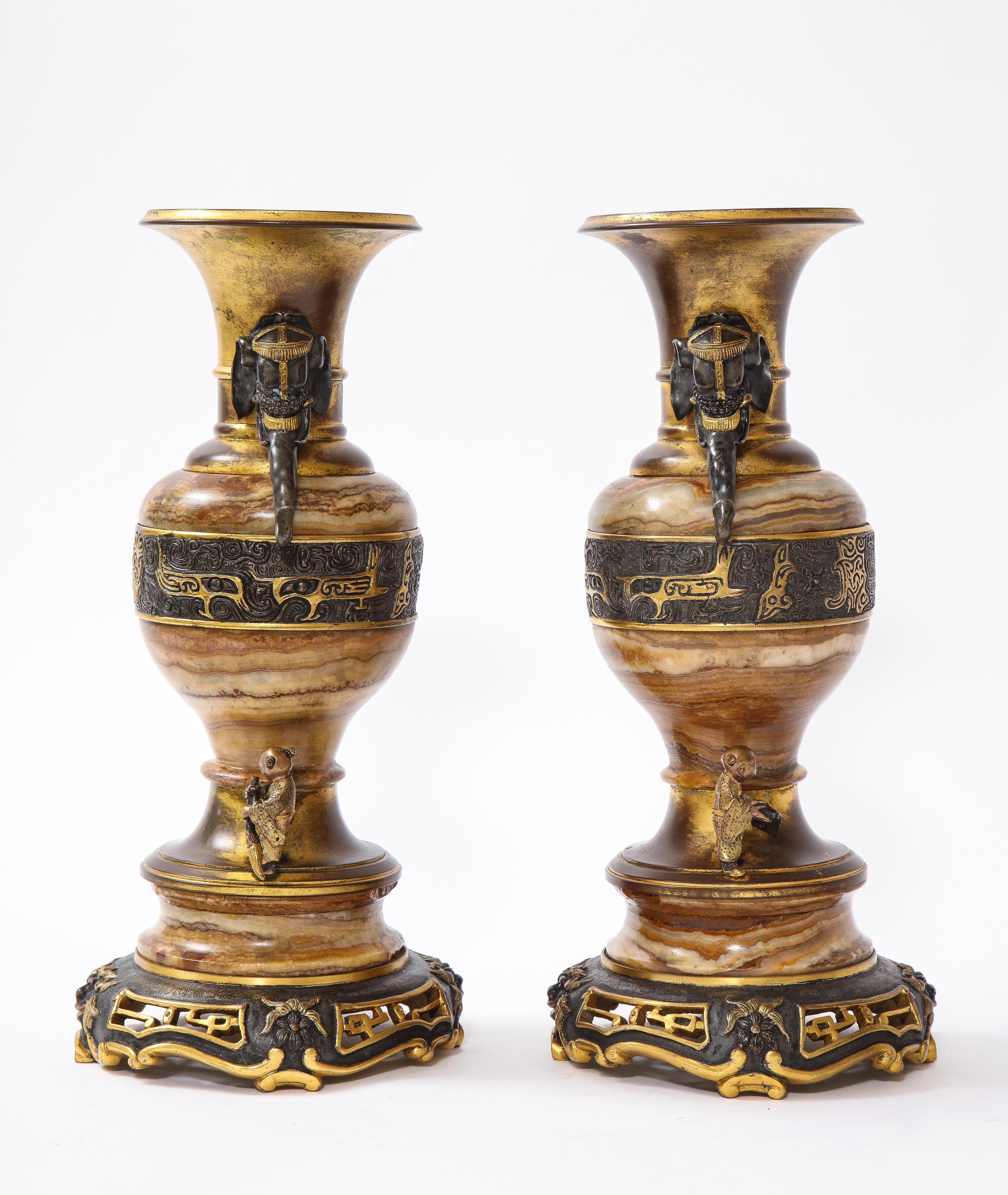 A 19 C. Reloj francés Japonisme Garniture, Att. E. Cornu, Estilo de Édouard Lièvre Fines del siglo XIX en venta