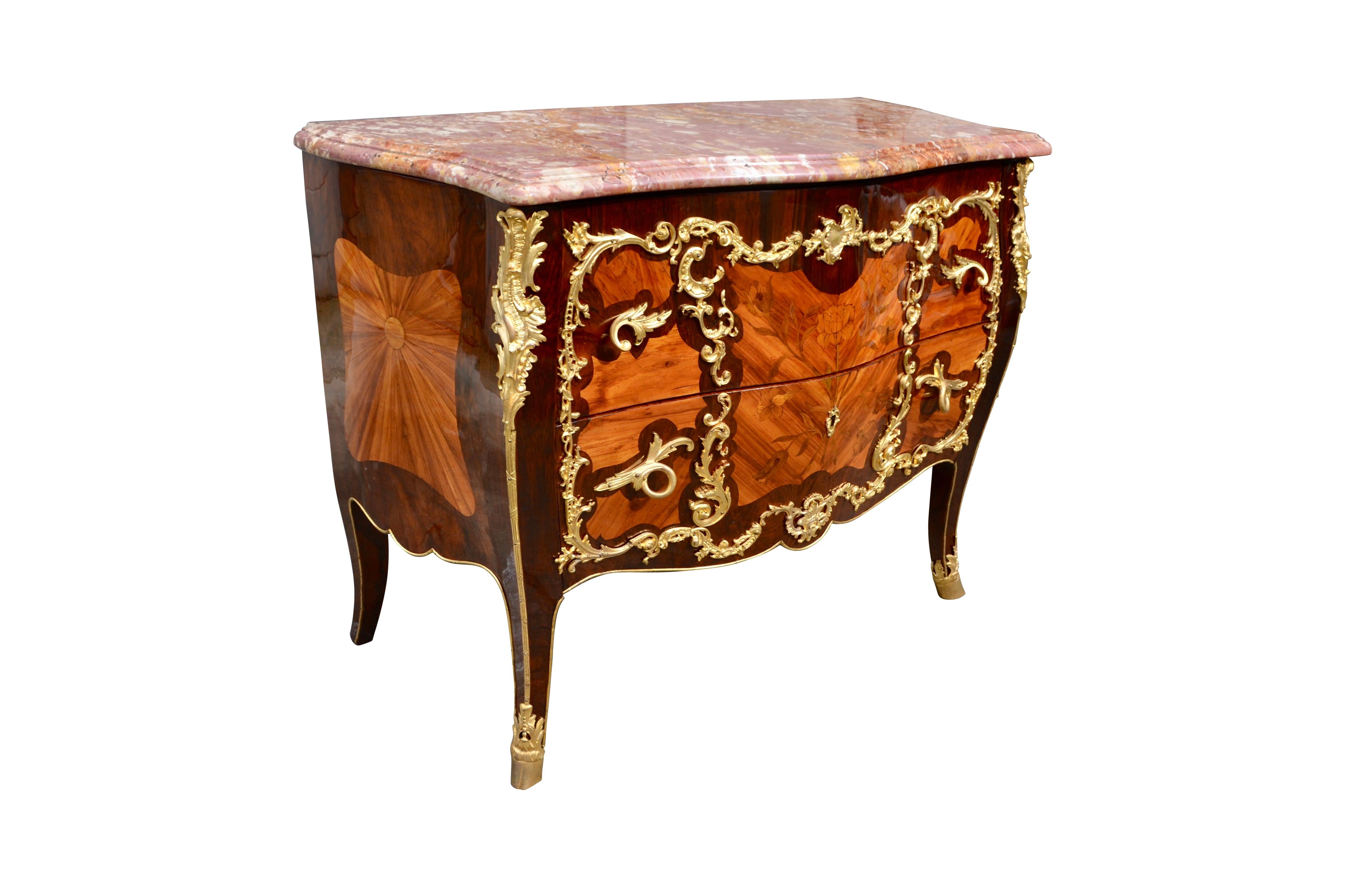 19th Century French Louis XV Style Marquetry and Ormolu Bombe Chest of Drawers In Good Condition For Sale In Vancouver, British Columbia