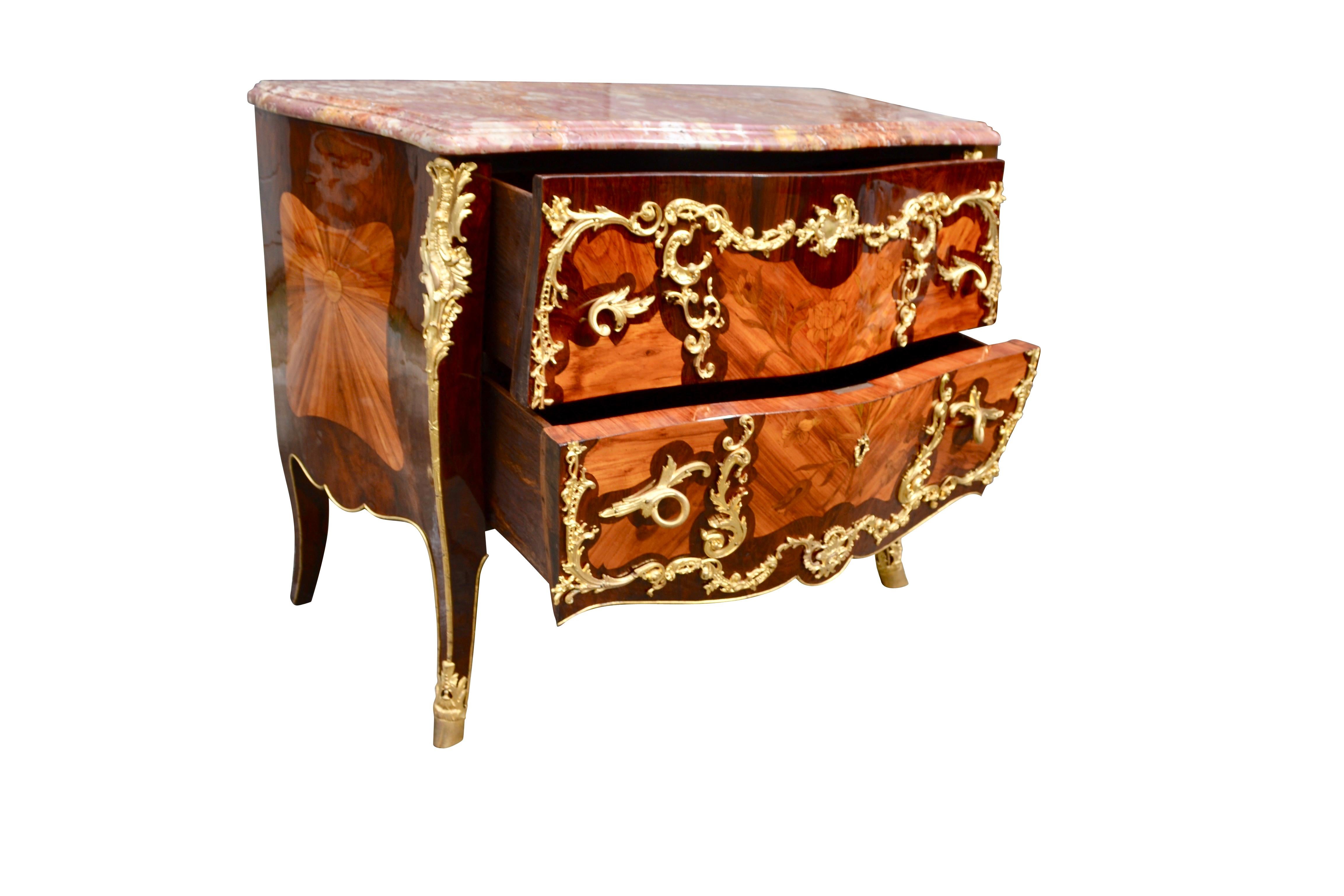 19th Century French Louis XV Style Marquetry and Ormolu Bombe Chest of Drawers For Sale 1