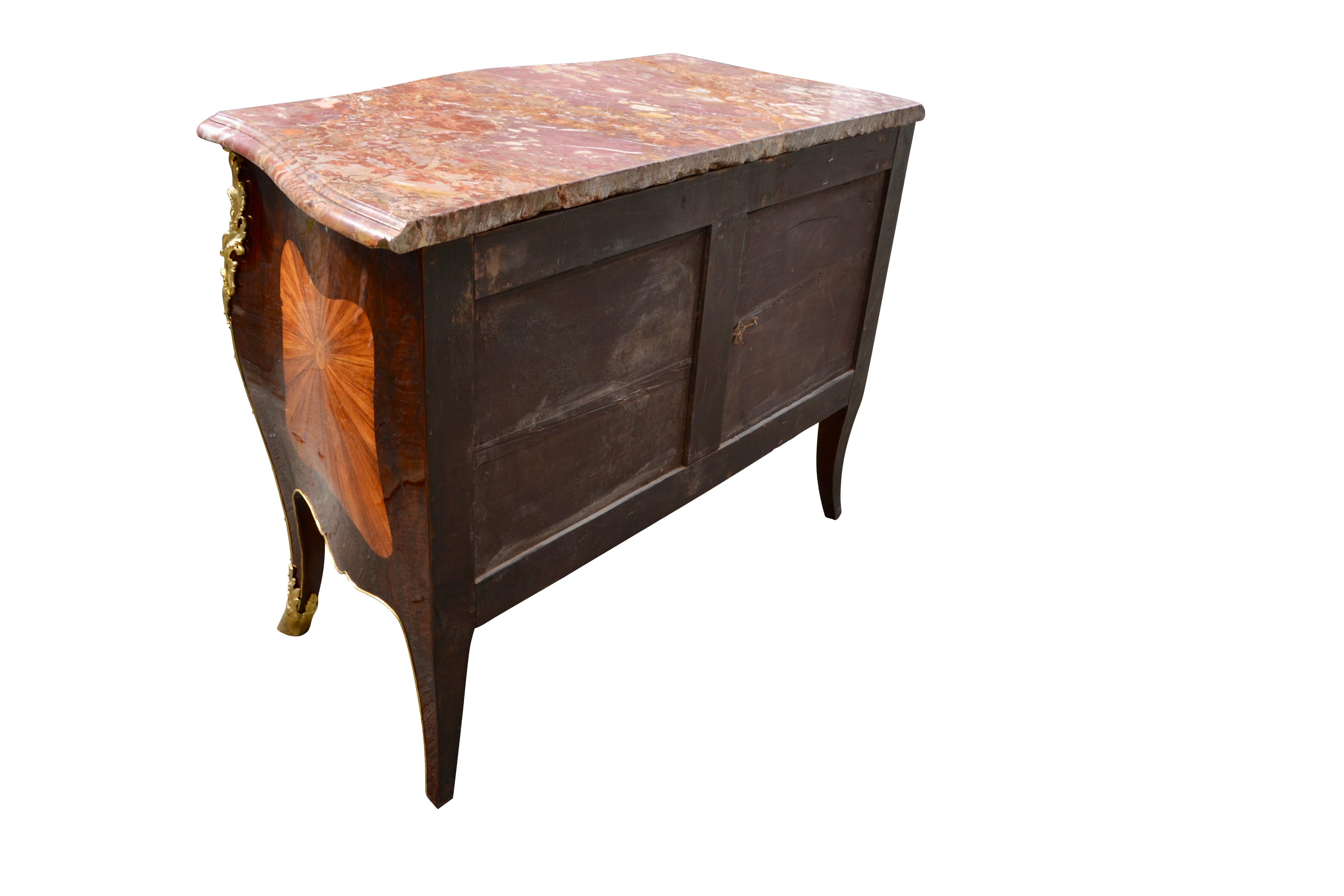 19th Century French Louis XV Style Marquetry and Ormolu Bombe Chest of Drawers For Sale 2