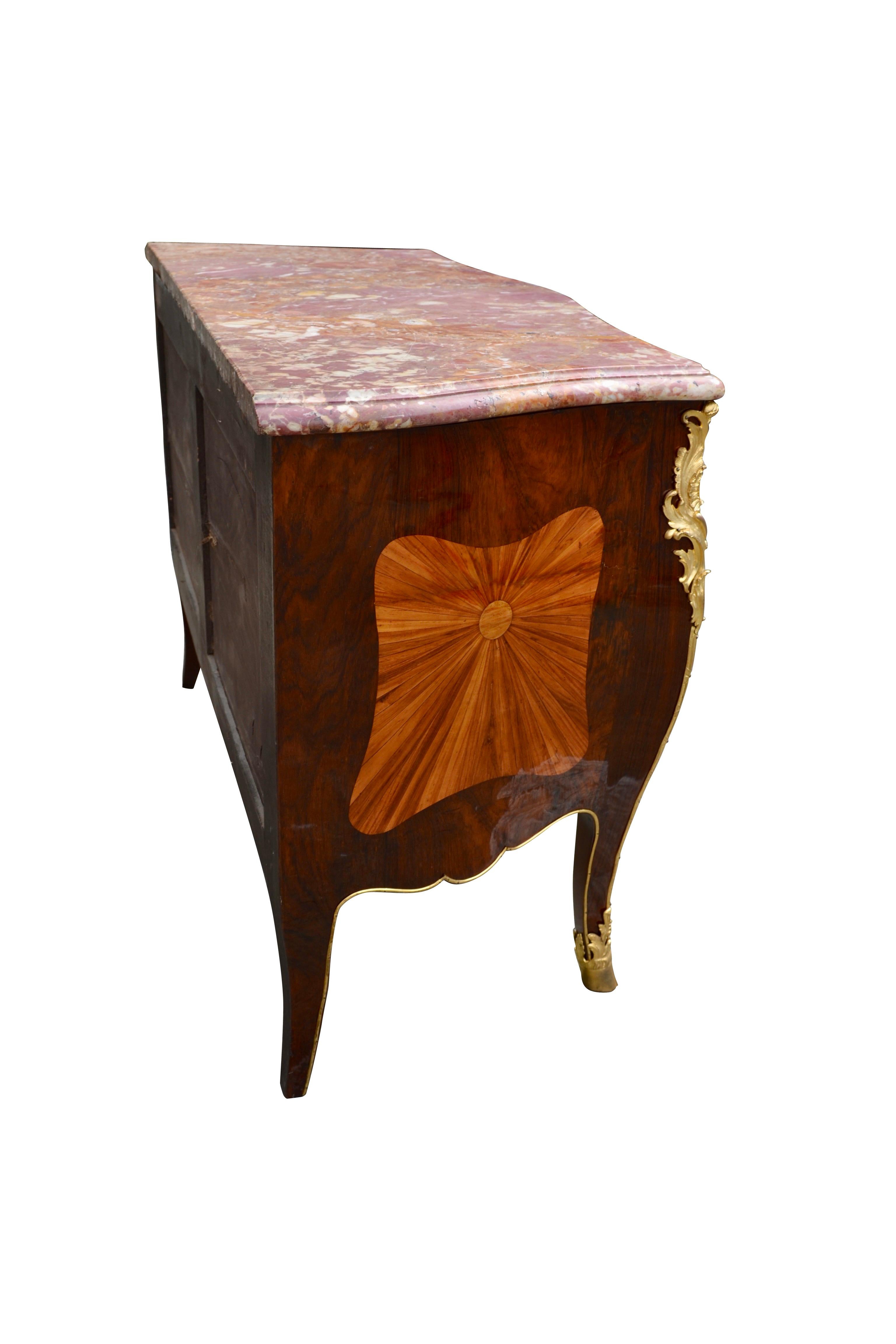 19th Century French Louis XV Style Marquetry and Ormolu Bombe Chest of Drawers For Sale 3