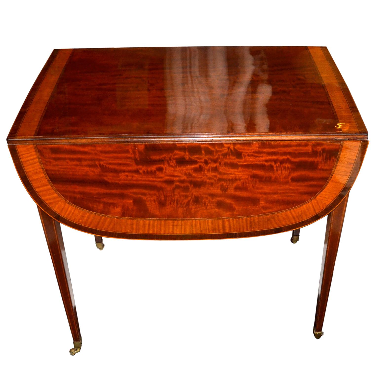 Hand-Carved 19th Century Satinwood English Pembroke Table For Sale