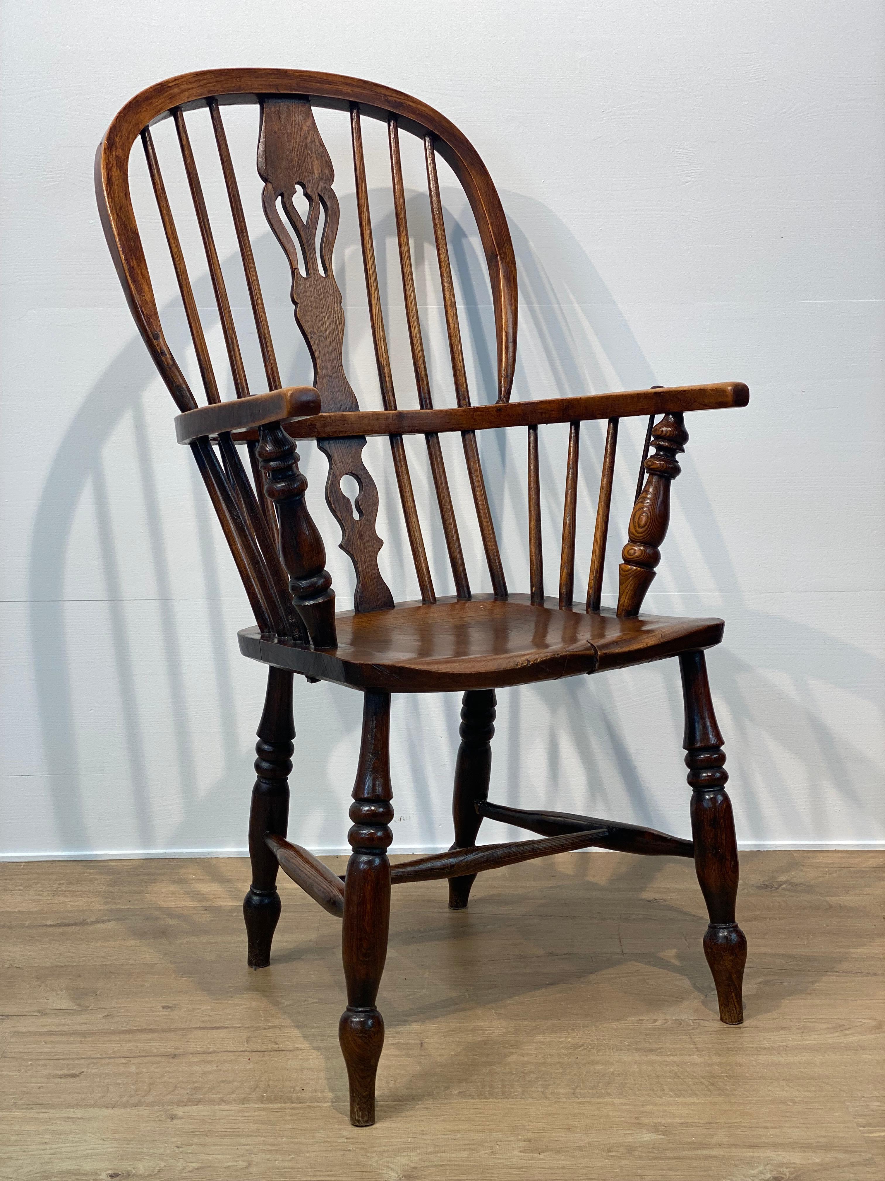 Silla Windsor de alto standing del siglo XIX en venta 3
