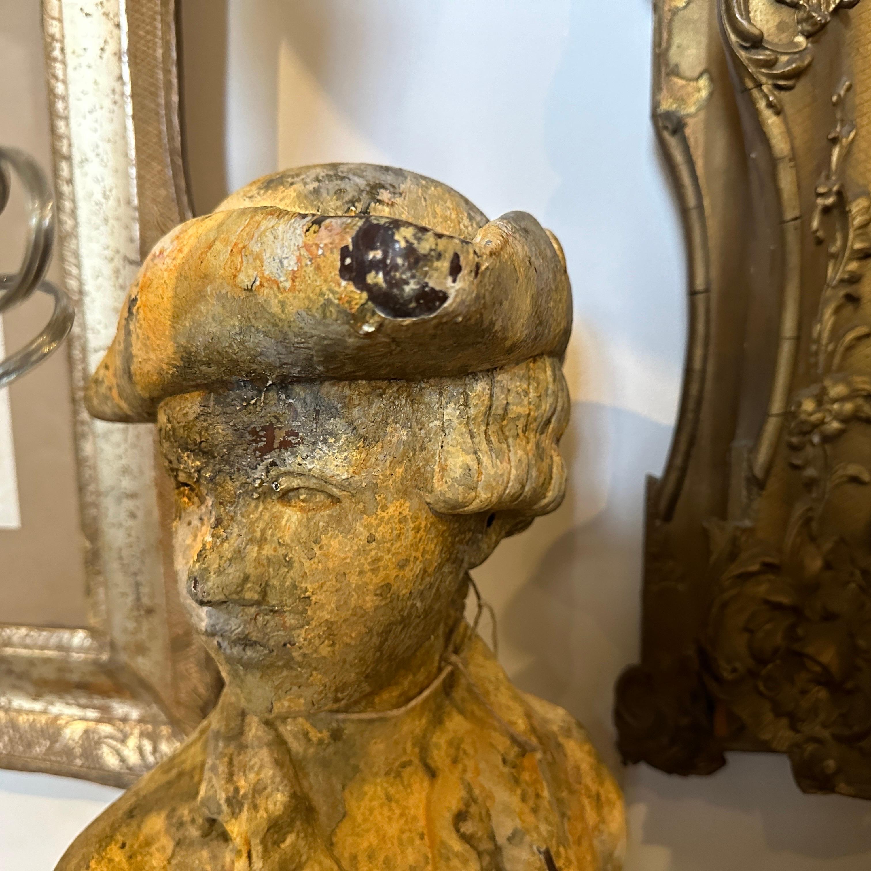 A 1900s Art Nouveau Patinated Wood Italian Bust of a Young Boy For Sale 4