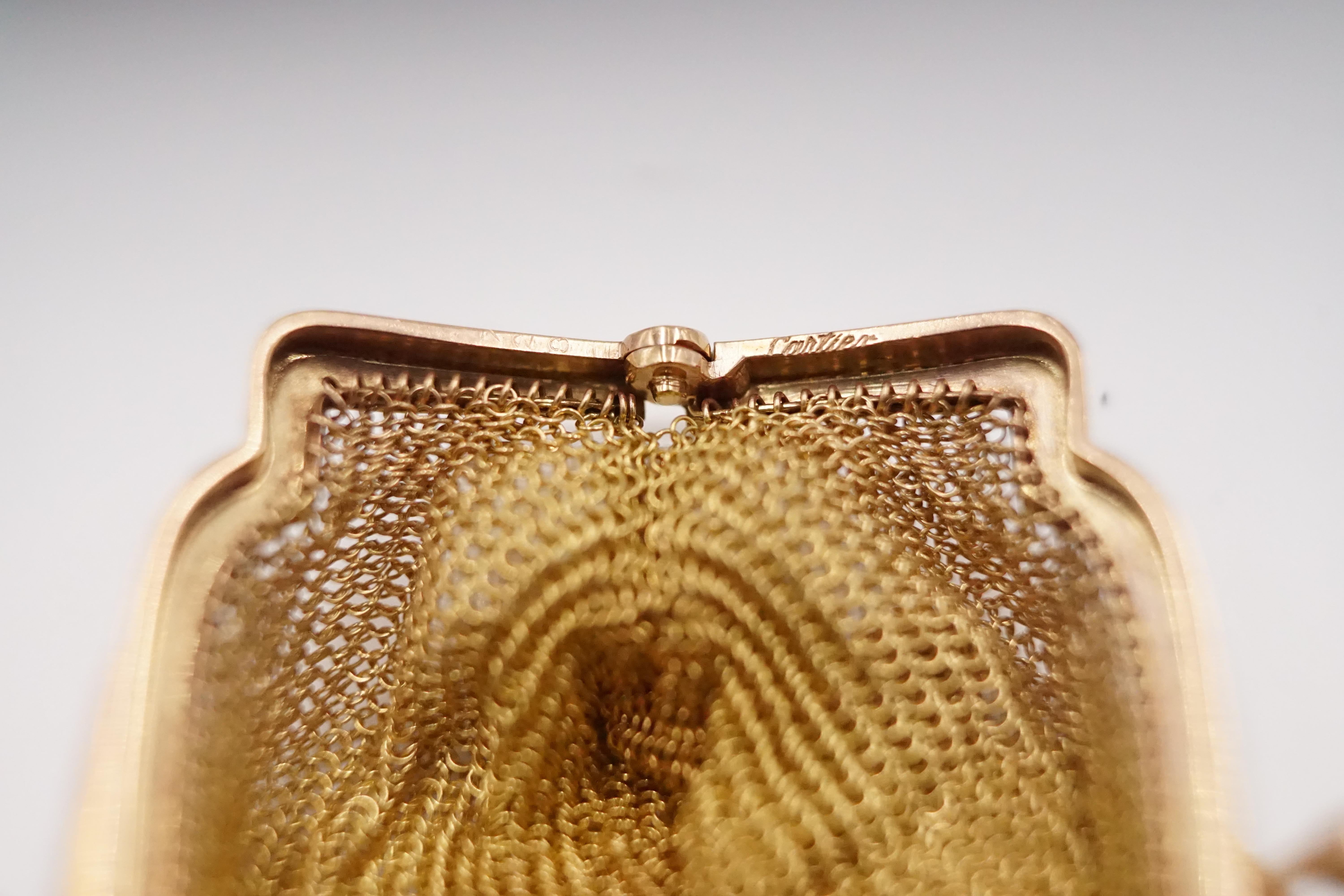 Women's or Men's 1900s Cartier Sapphire and 14 Carat Gold Mesh Bag