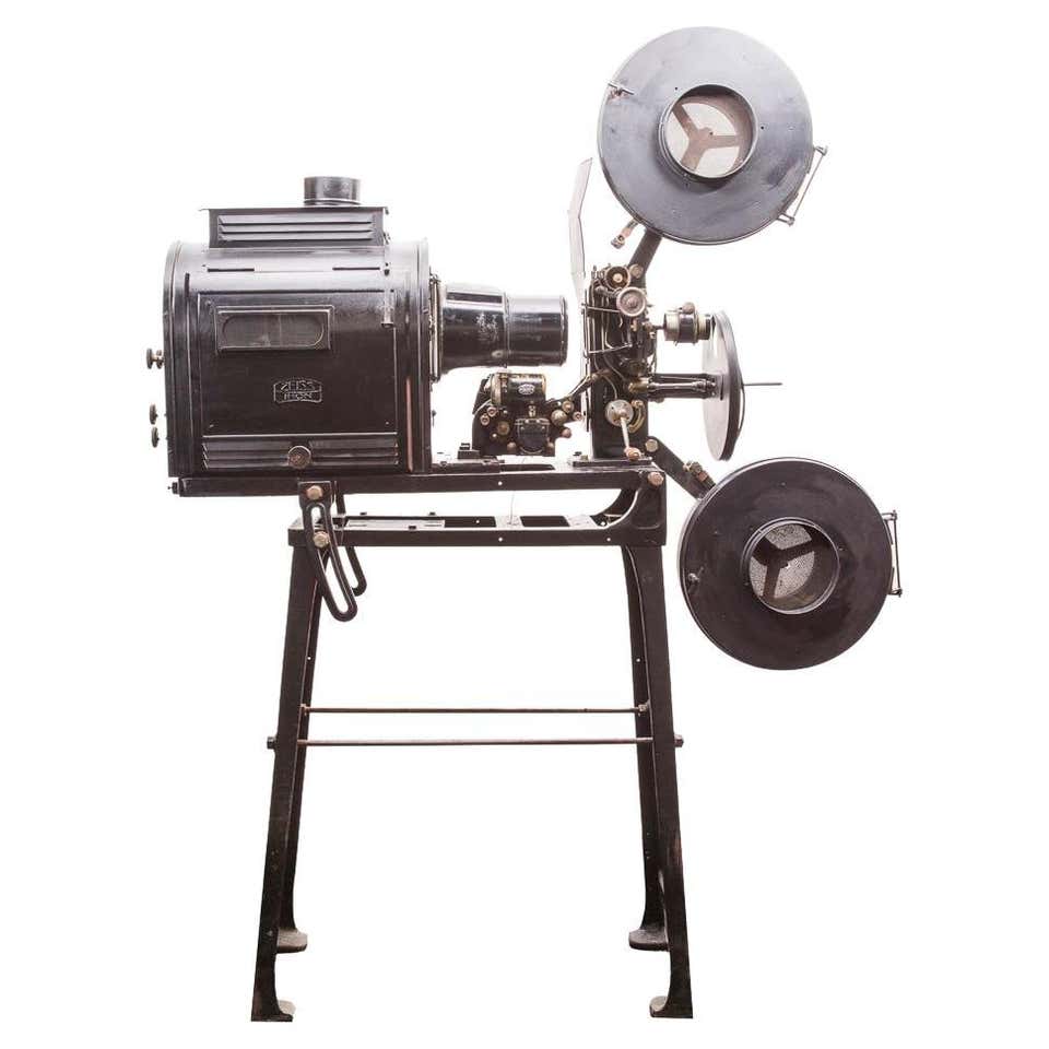 Vintage Projectors - 6 For Sale on 1stDibs | how much are old movie ...