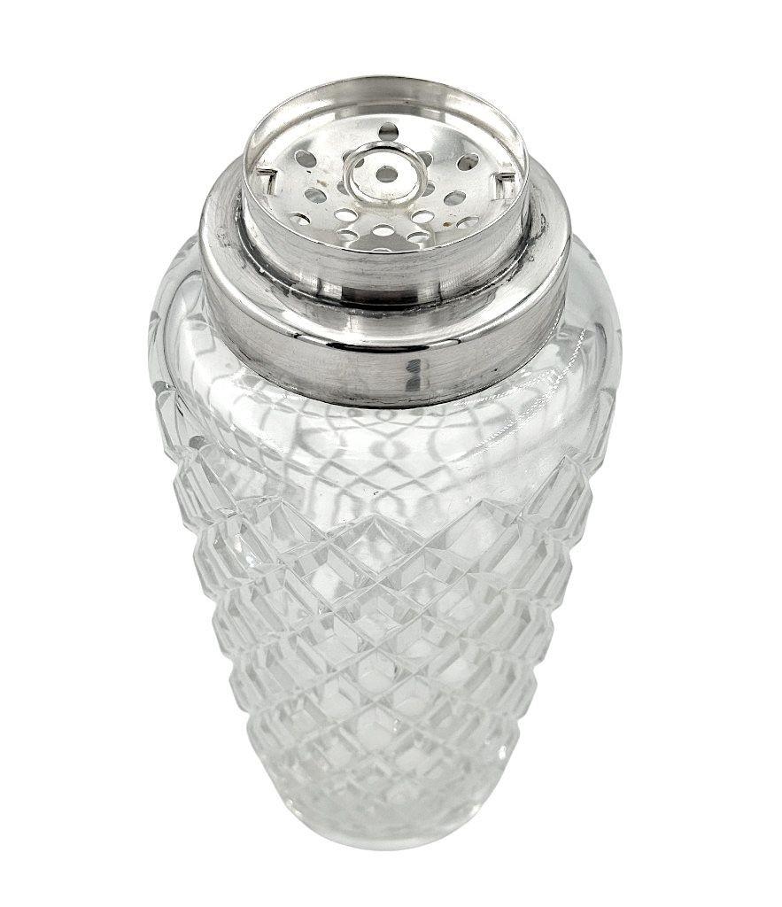 Milieu du XXe siècle Shaker en cristal taillé et plaqué argent de WMF, datant des années 1930, de style Art déco. en vente