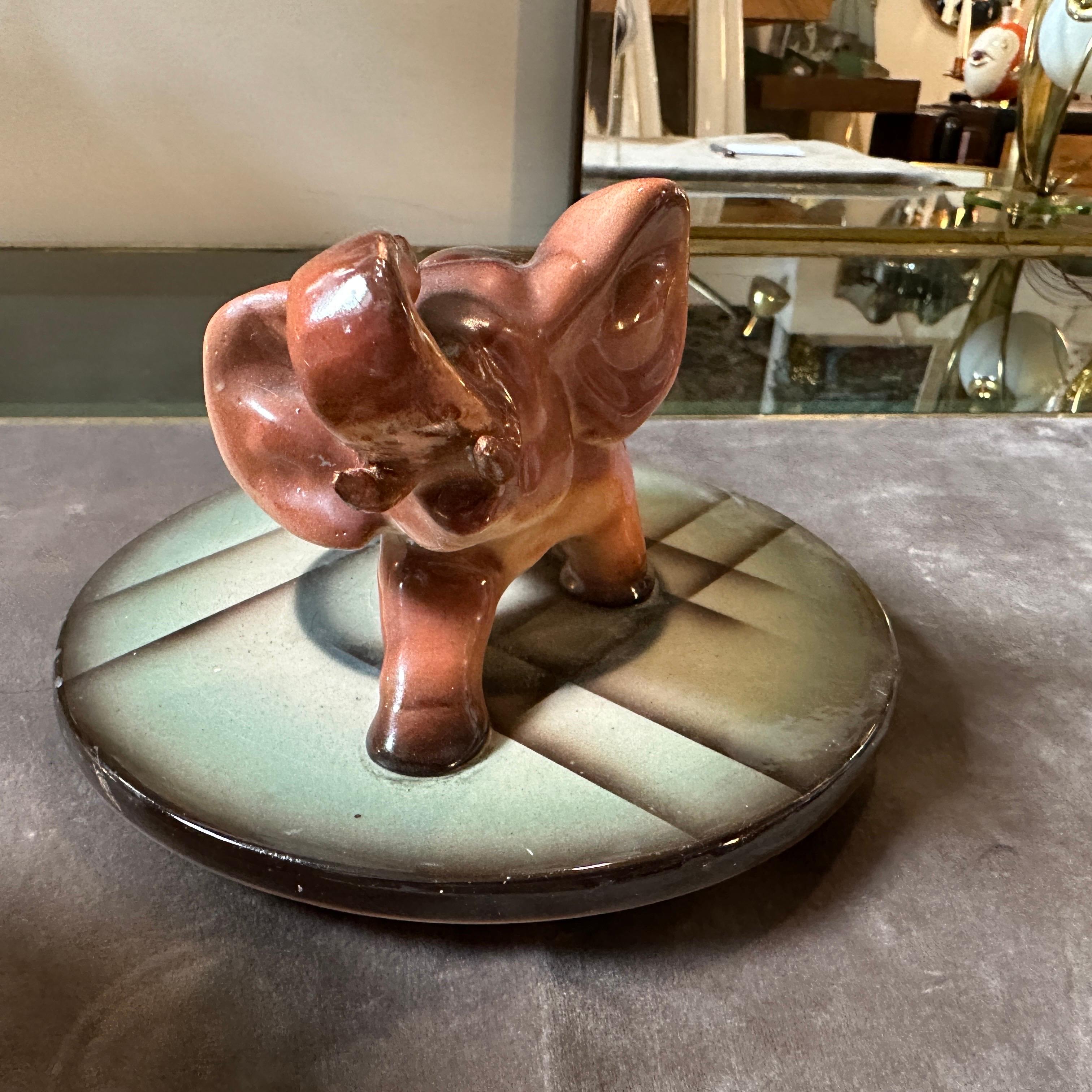 Eine keramische Dose aus den 1930er Jahren im Art-Déco-Stil der italienischen Bewegung im Angebot 2