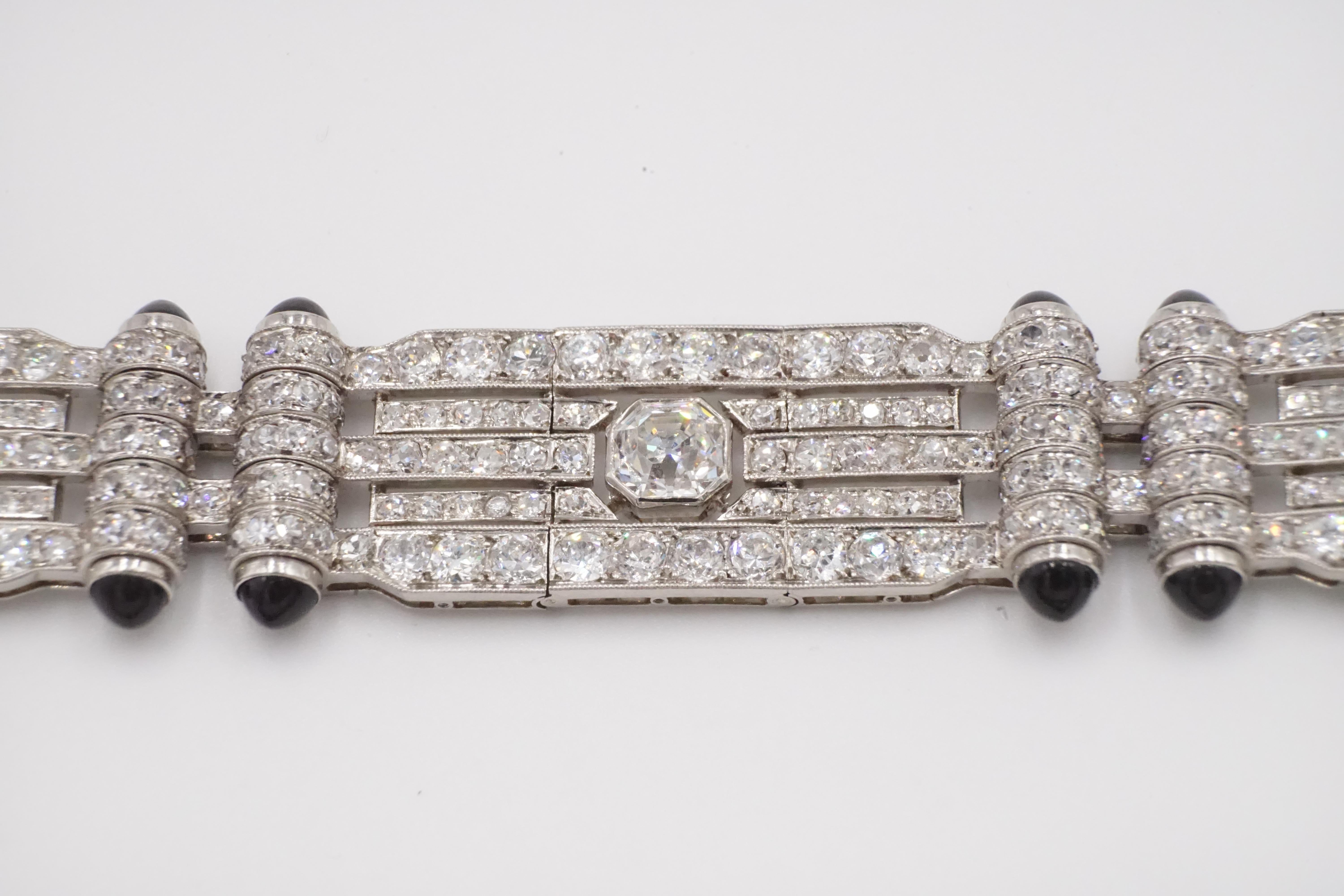 1930s Diamond, Platinum an Black Onyx Bracelet / Choker with French Assay Mark In Good Condition For Sale In London, GB