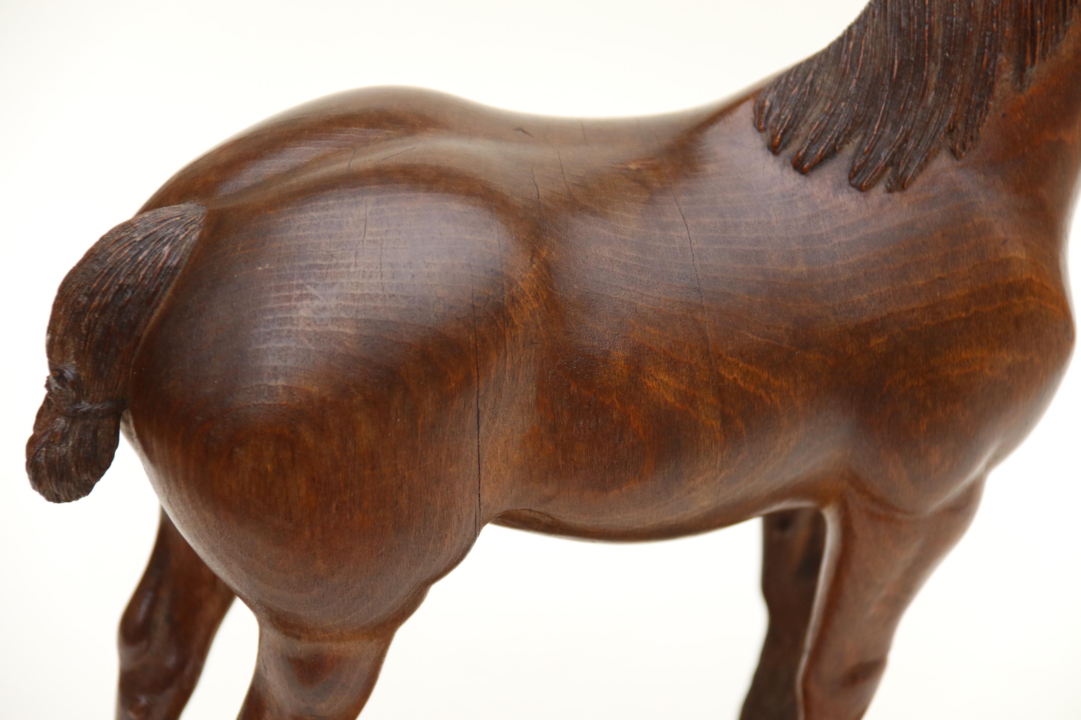 A 1930s English hand carved study of a Belgian draught horse stallion. For Sale 9