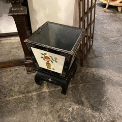 1930s Hand-Painted Wood Chinese Cachepot