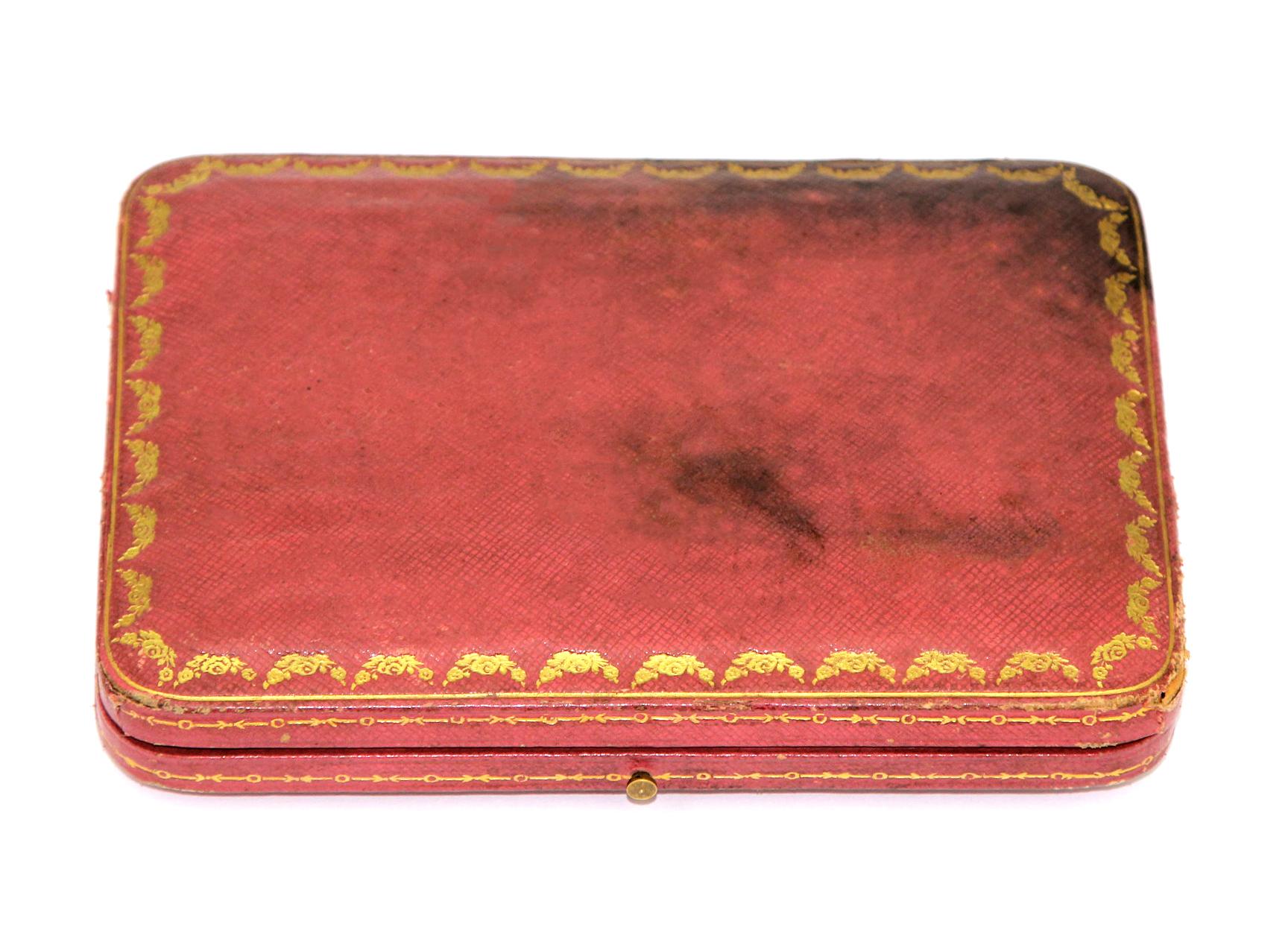 Retro Cartier London 1947 18 Karat Yellow Gold Ruby Clasp Cigarette Case 