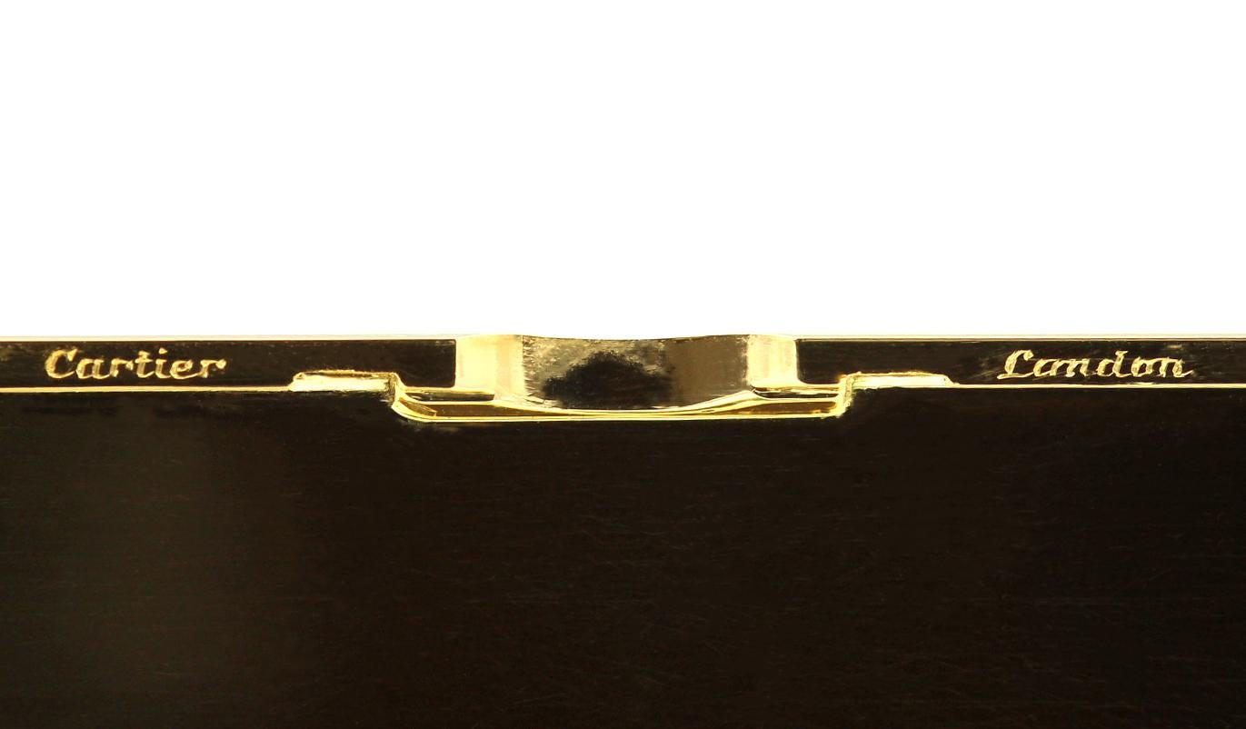 Oval Cut Cartier London 1947 18 Karat Yellow Gold Ruby Clasp Cigarette Case