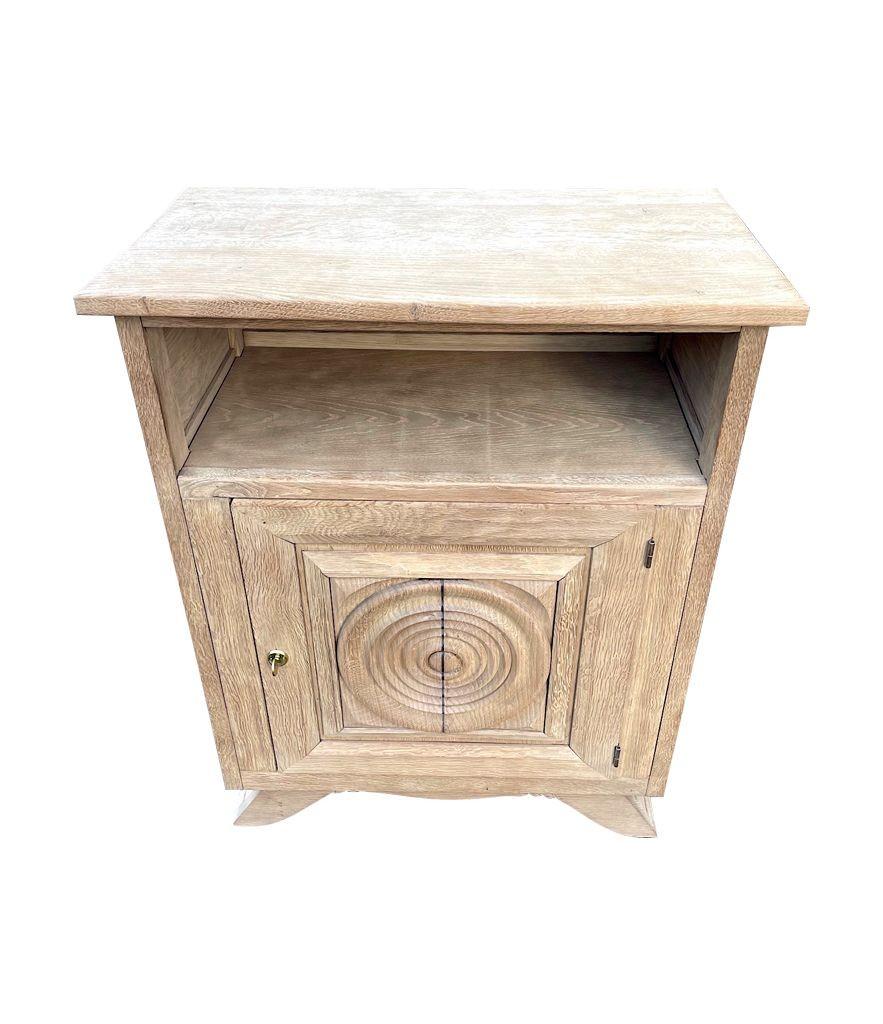 1940s Oak Bleached Cabinet with Central Door with Geometric Circular Detail For Sale 1