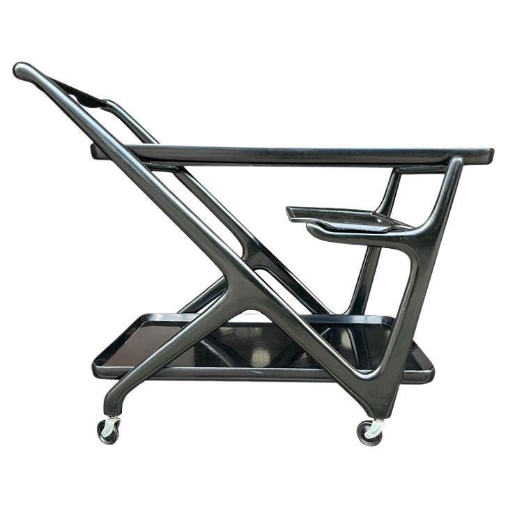 1950s Black Lacquer Trolley by Ico Parisi with Removable Serving Trays For Sale