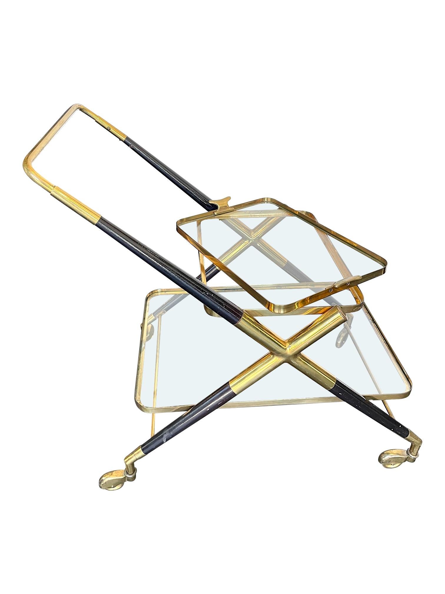 Mid-Century Modern 1950s Cesare Lacca Brass and Black Lacquer Bar Trolley with Removable Tray For Sale
