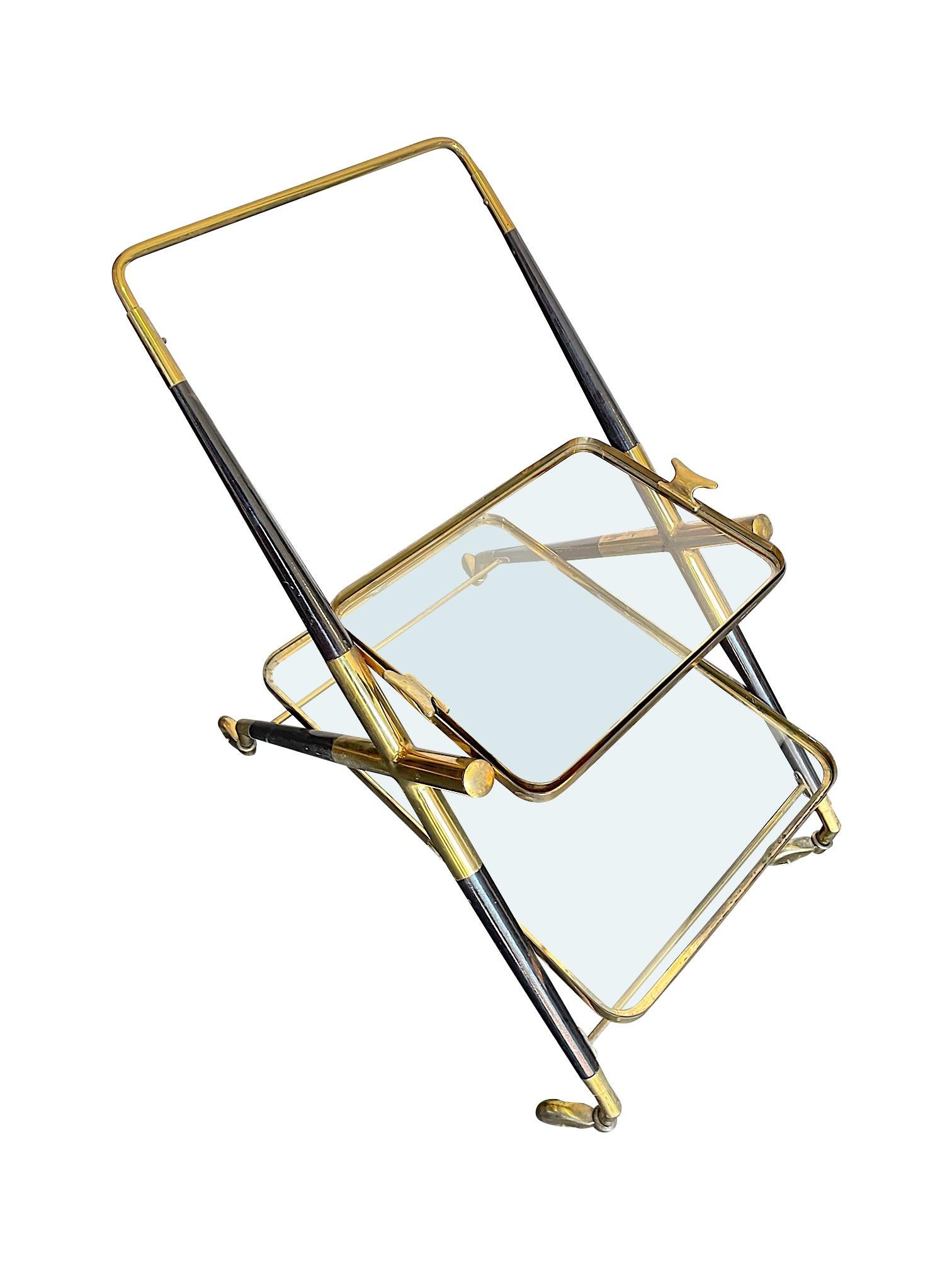1950s Cesare Lacca Brass and Black Lacquer Bar Trolley with Removable Tray For Sale 1