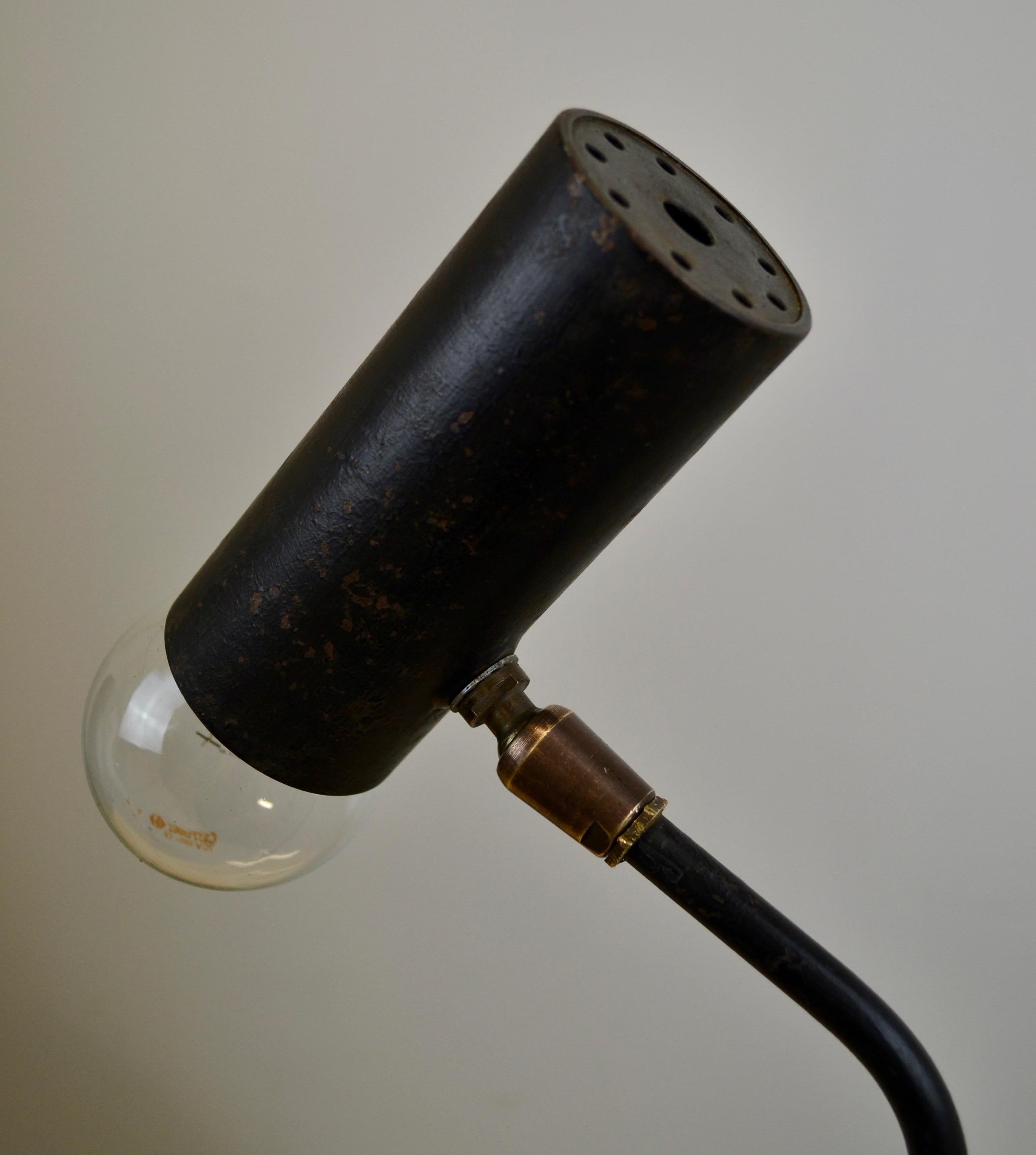 Mid-Century Modern A 1950s clip-on lamp - France - René-Jean Caillette. For Sale