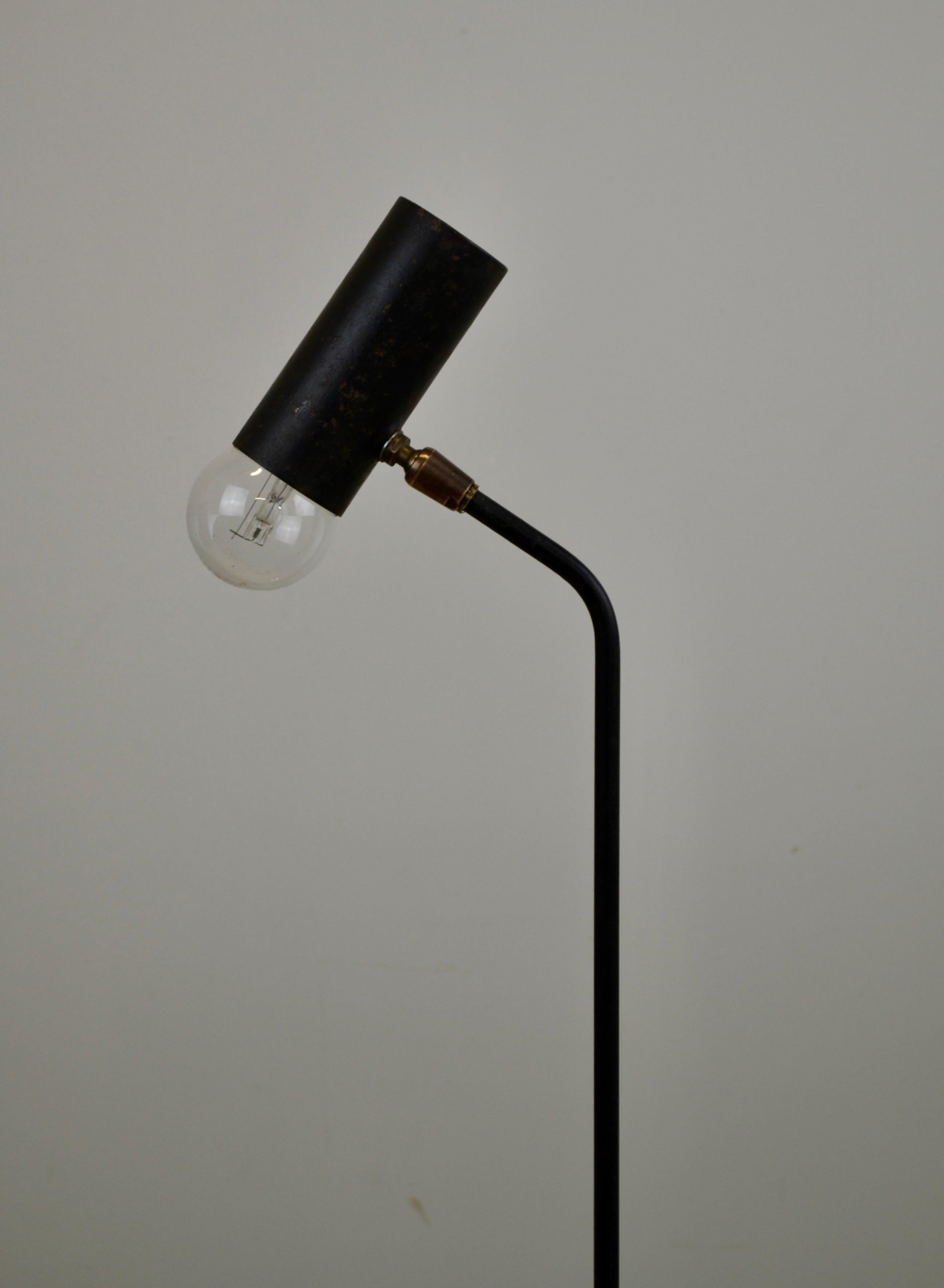 French A 1950s clip-on lamp - France - René-Jean Caillette. For Sale
