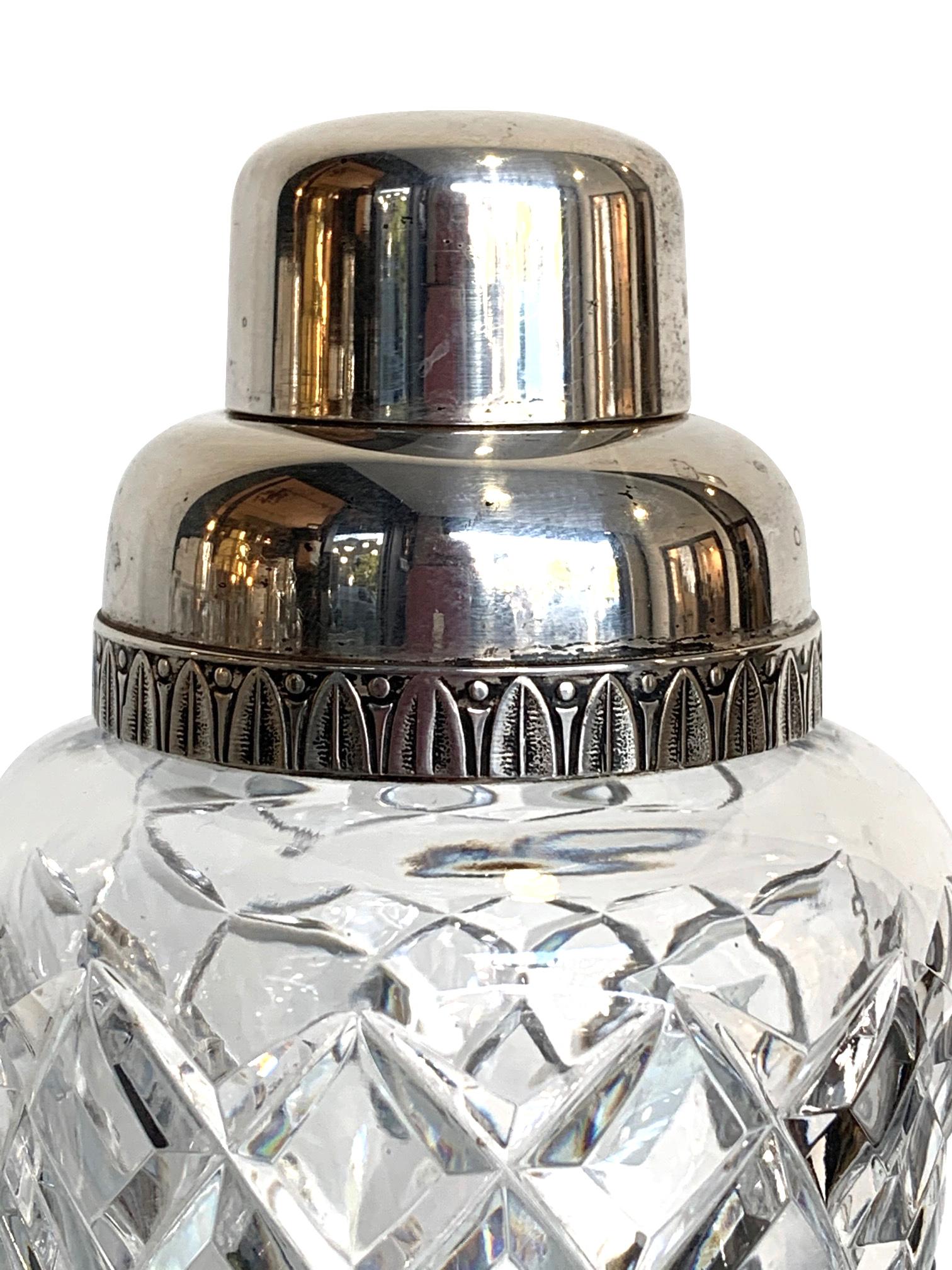 Mid-20th Century 1950s Crystal Val Saint Lambert Cocktail Shaker with Silver Plated Top