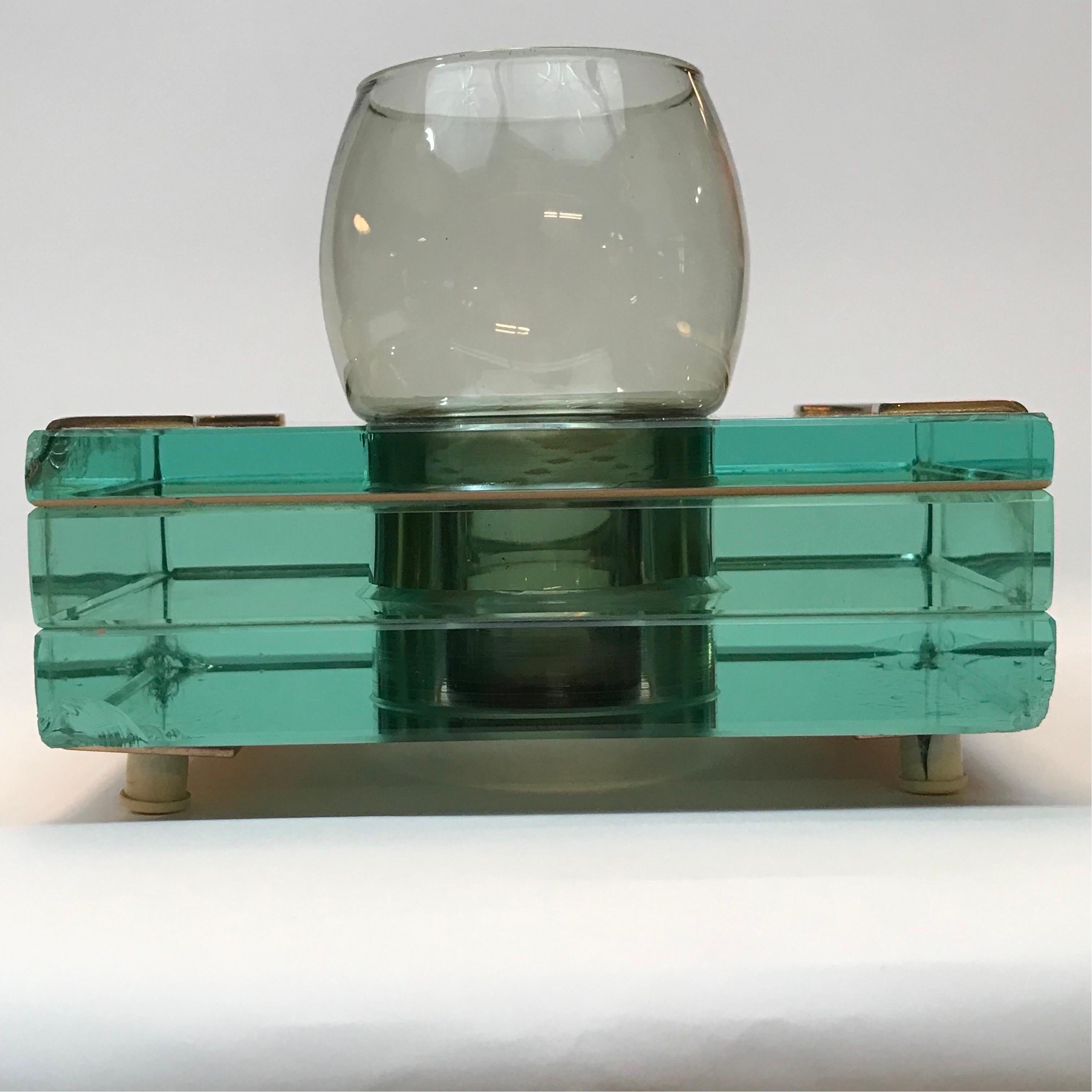 1950’s Italian Bathroom Set in Glass and Brass Attributed to Fontana Arte For Sale 1