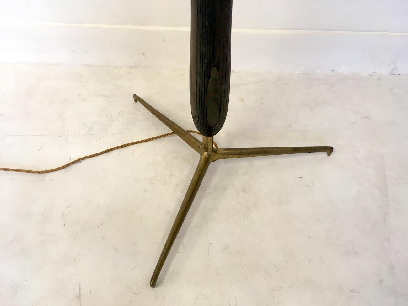 1950s Italian Wood and Brass Floor Lamp 4
