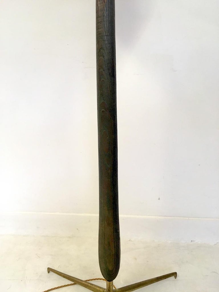 1950s Italian Wood and Brass Floor Lamp For Sale at 1stDibs